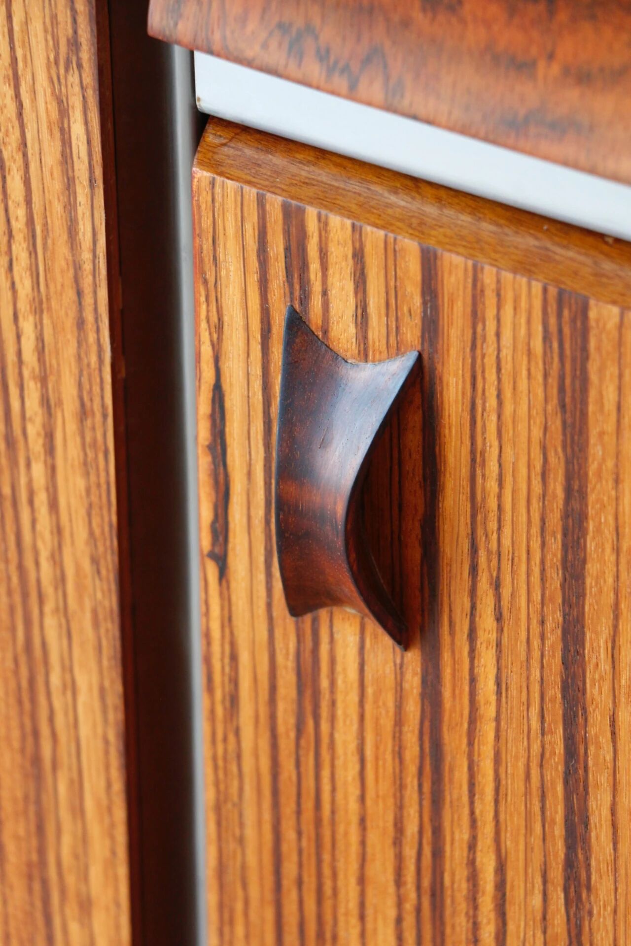 Enfilade scandinave zebrano – buffet vintage années 60