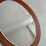 Miroir mural ovale en teck du milieu du siècle