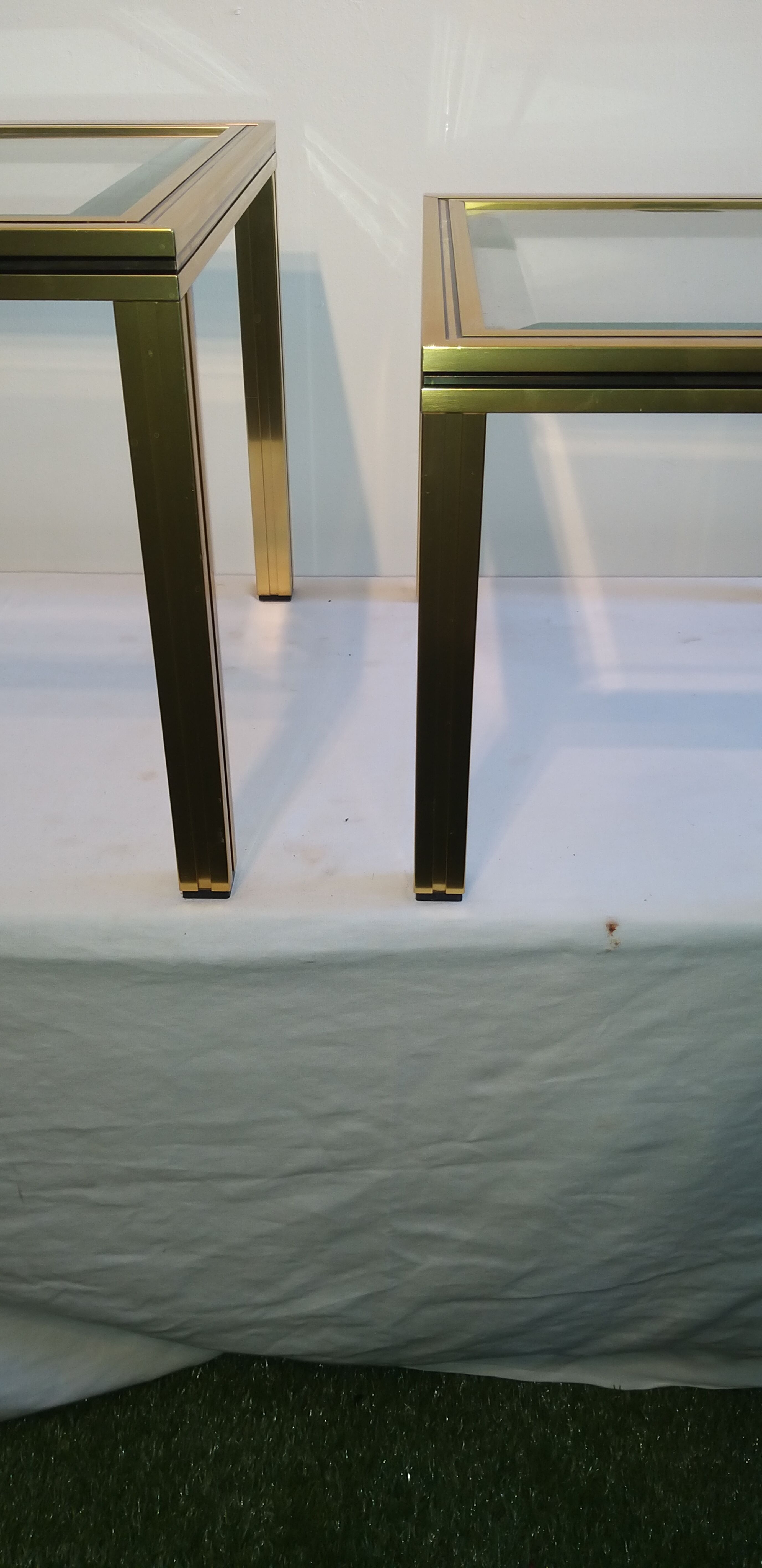 Table gigogne métal doré années 70