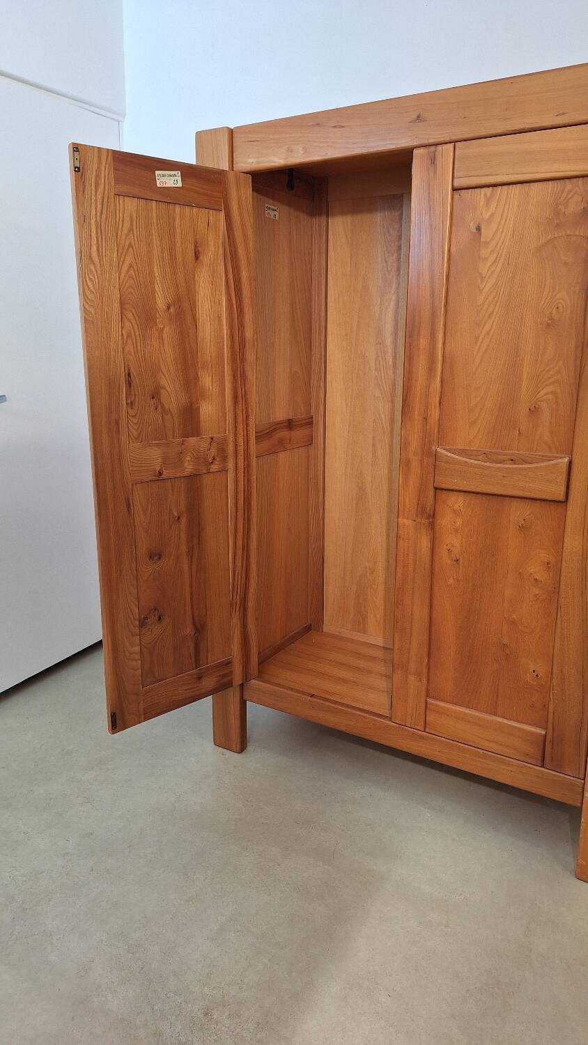Armoire en orme Atelier Chauvin