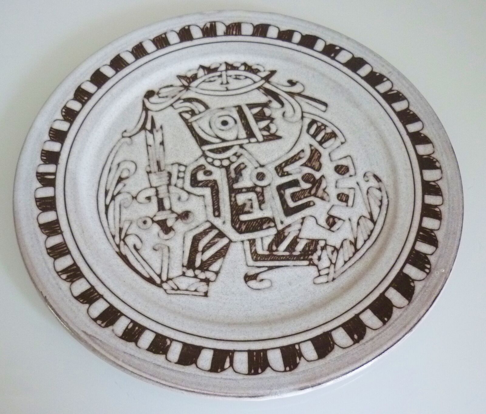 Enameled ceramic art plate, signed La Tournerie, 1960s/1970s