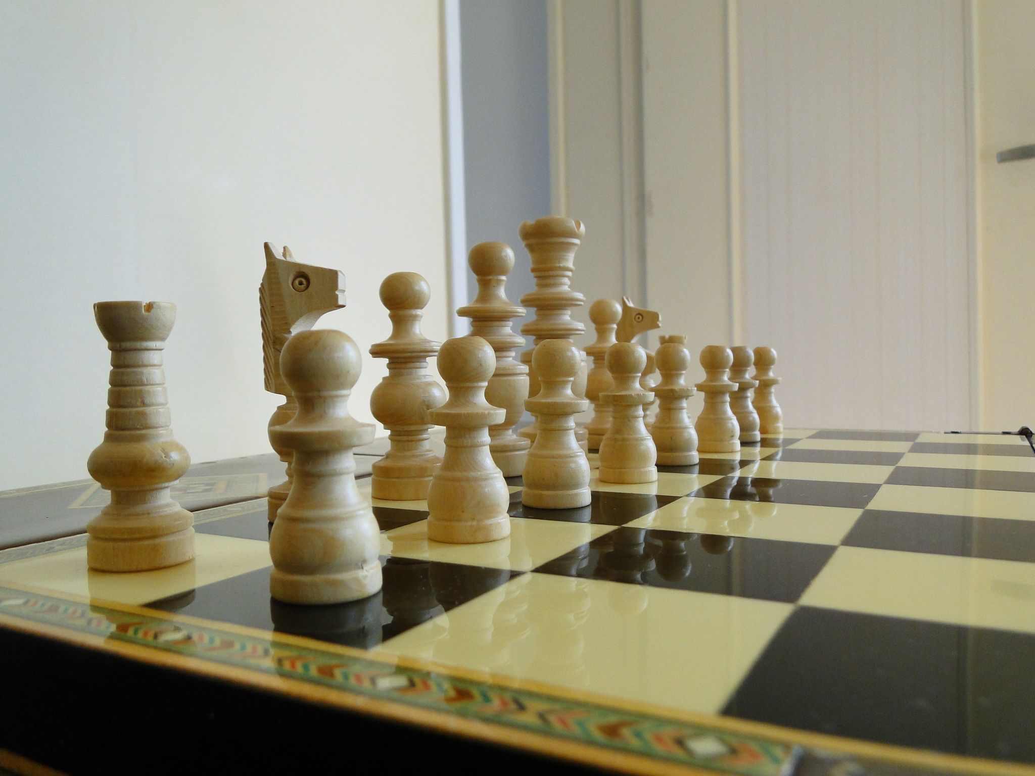 Vintage syrian chess board box wooden mosaic inlaid marquetry