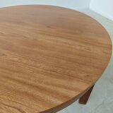 Extendable table with integrated Scandinavian style Self