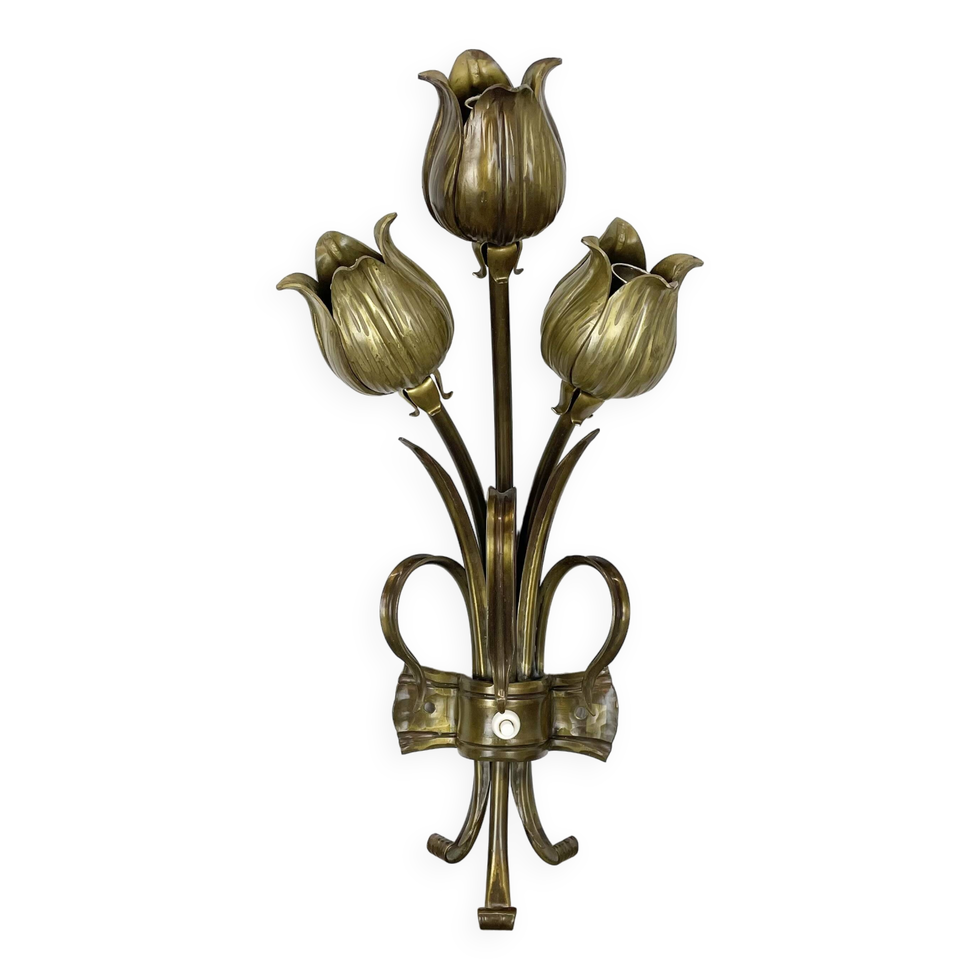 Sculptural 44cm brass  "flower" theatre wall light, italy, 1970s