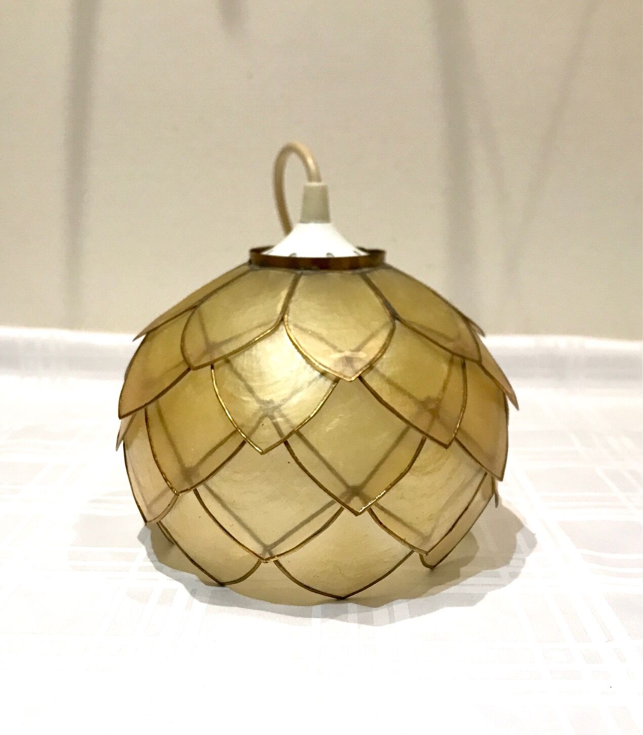 Suspension flower lotus mother-of-pearl