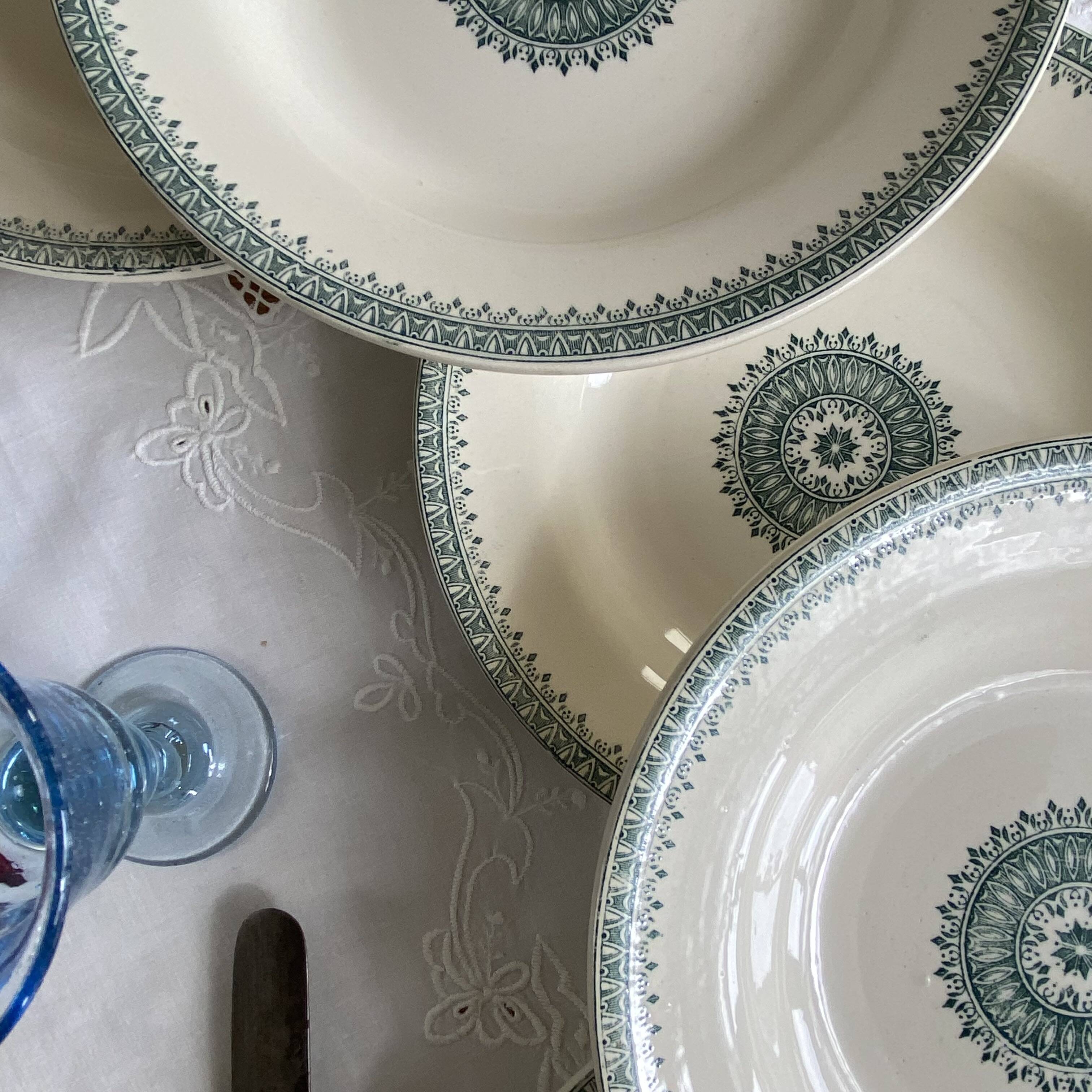 6 deep plates, antique earthenware, ironstone from Creil and Montereau.