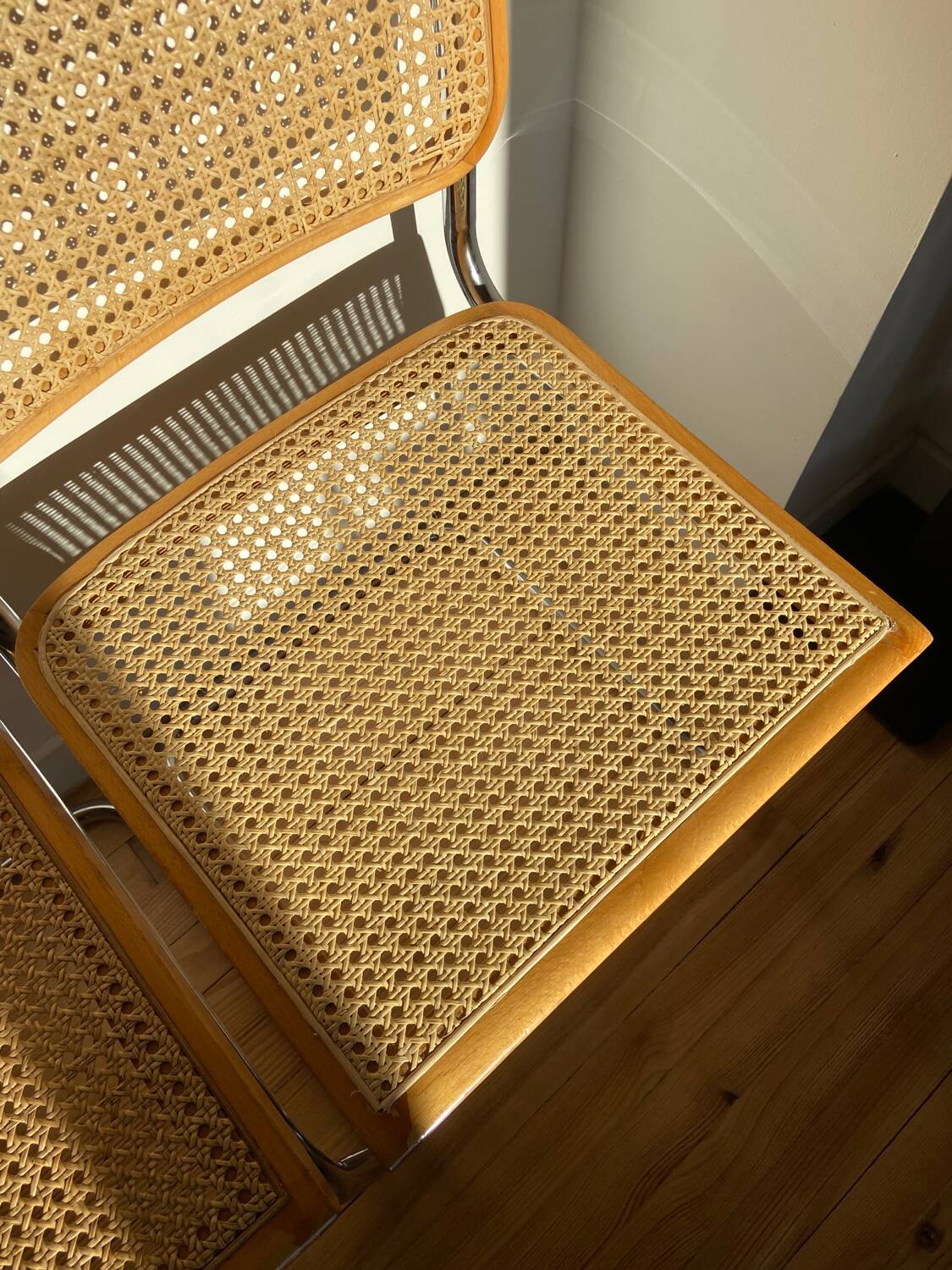 Paire de chaises cannées italiennes design Breuer