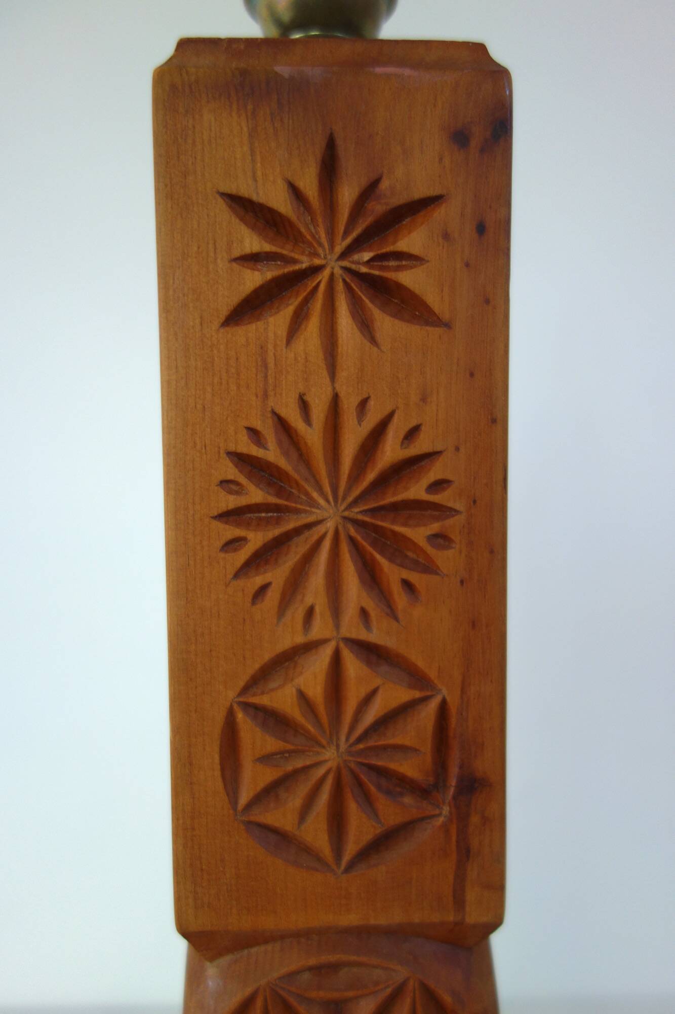Pine lamp bases in popular art from the Hautes Alpes, 1970s.
