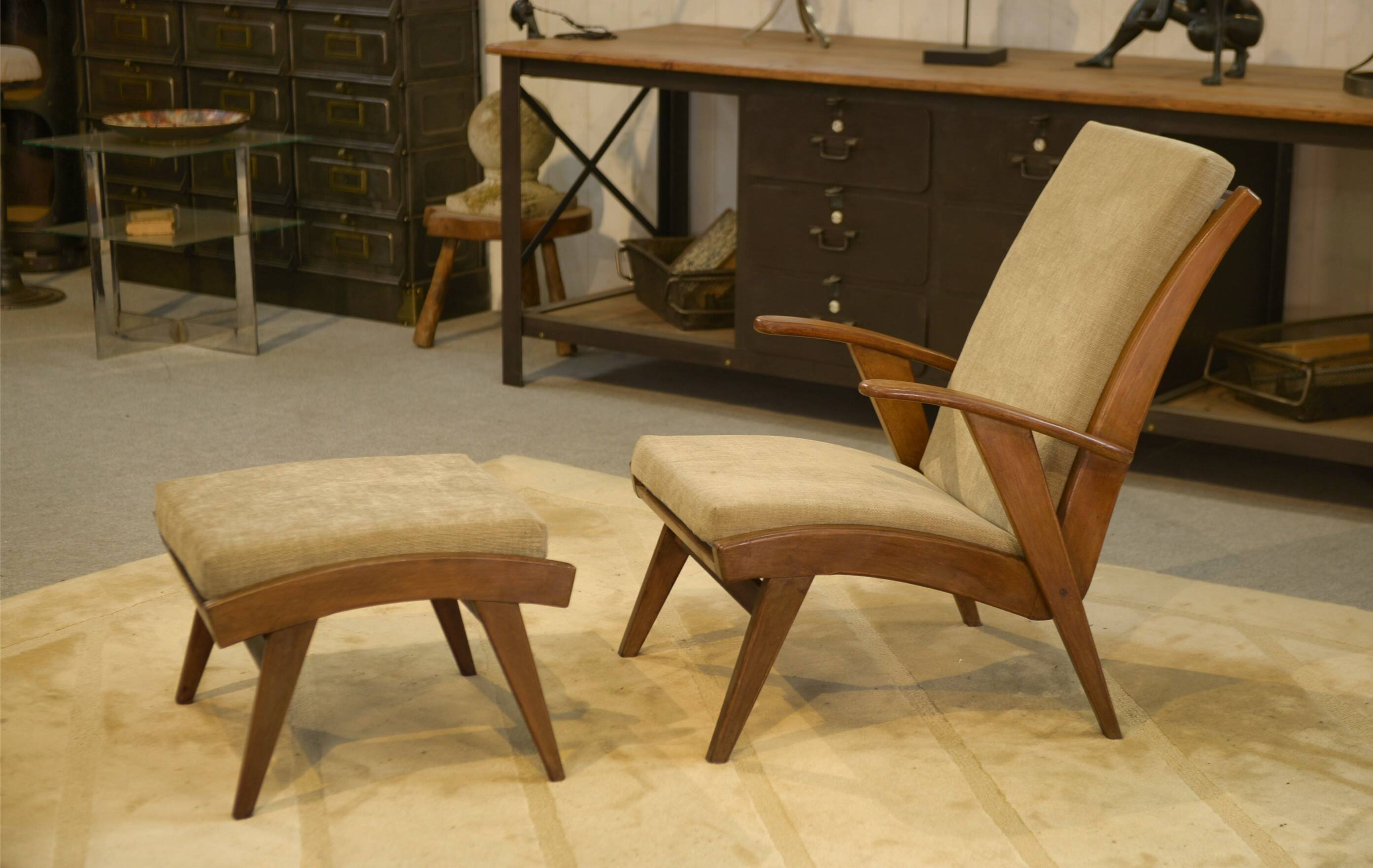 Fauteuil scandinave et deux ottomans 1960’s