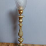 Table lamp with frosted glass tulip