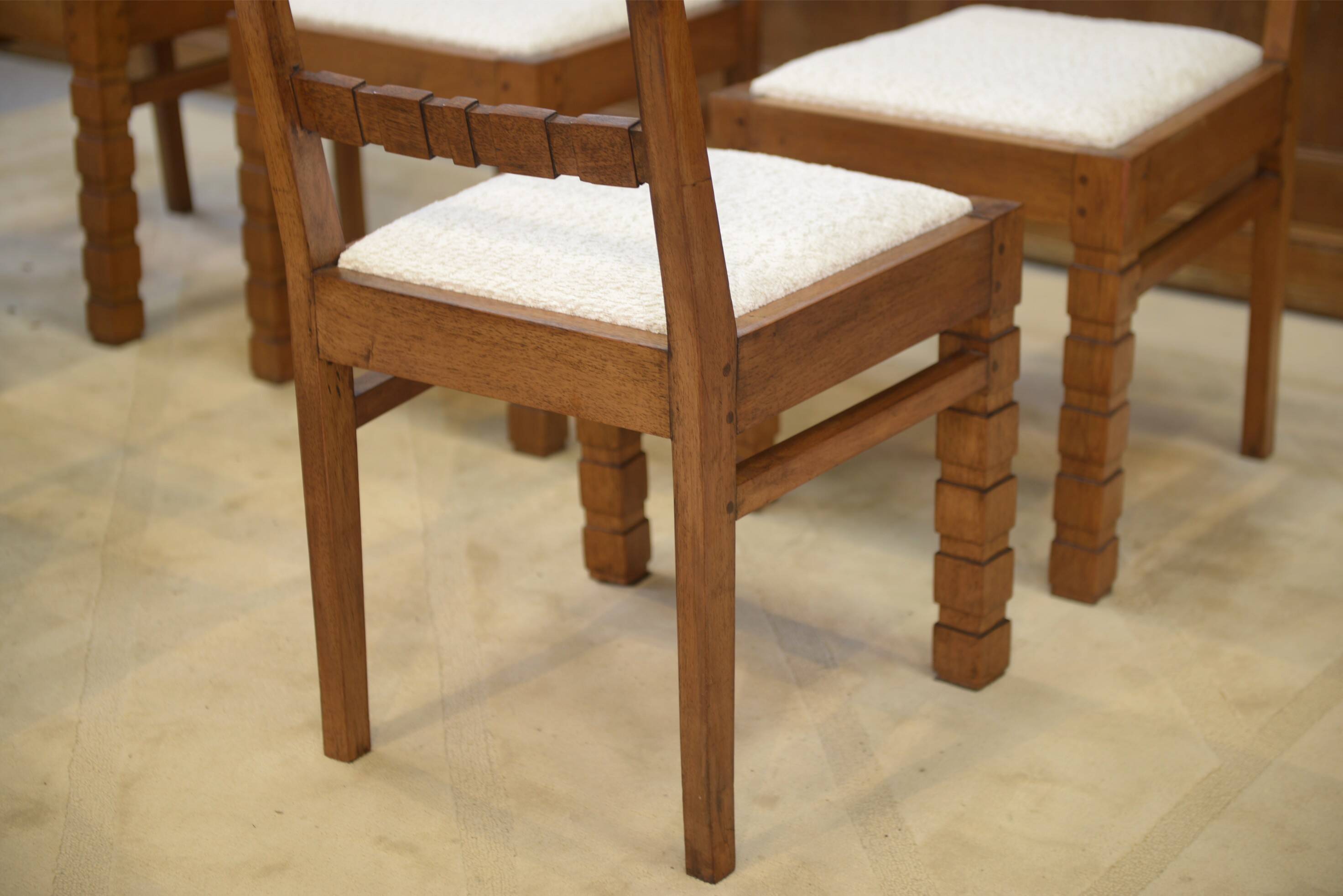 Ensemble de 6 chaises brutalistes 1960’s