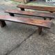 Banquette en bois massif vernis, milieu du XXe siècle