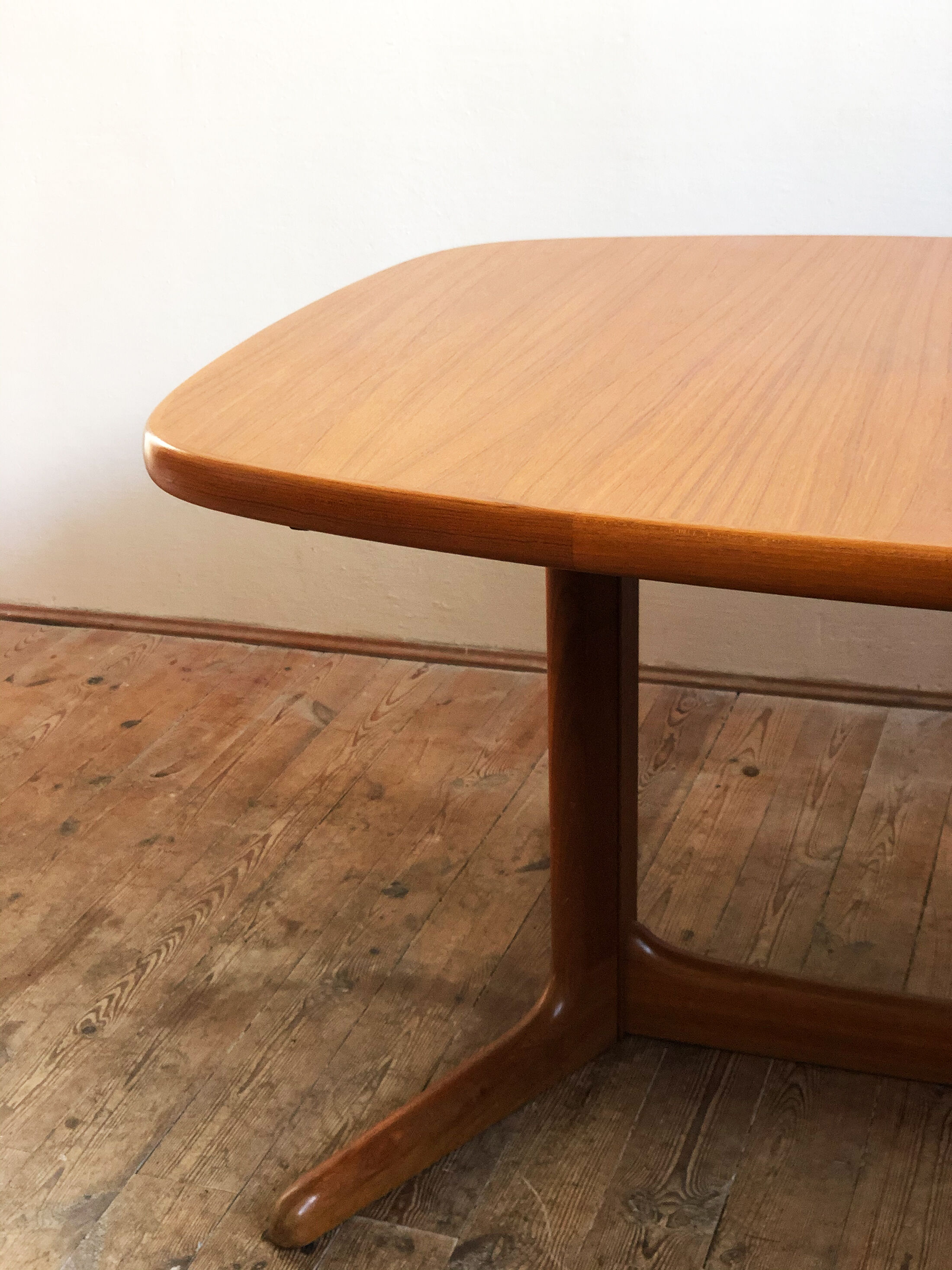 Oval danish mid-century extendable teak dining table by Rasmus, 1960s