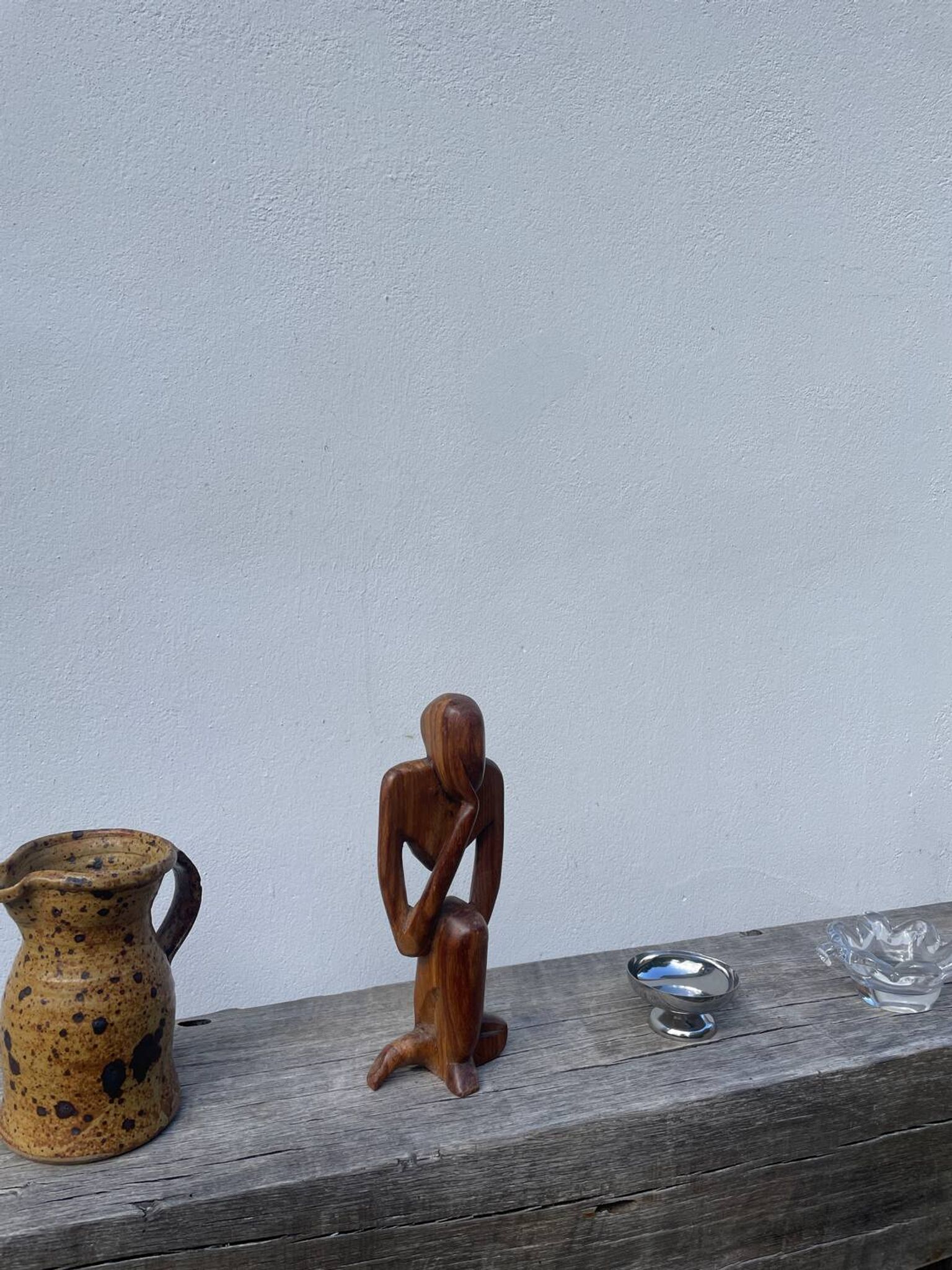 Wooden statuette sculpture, free form