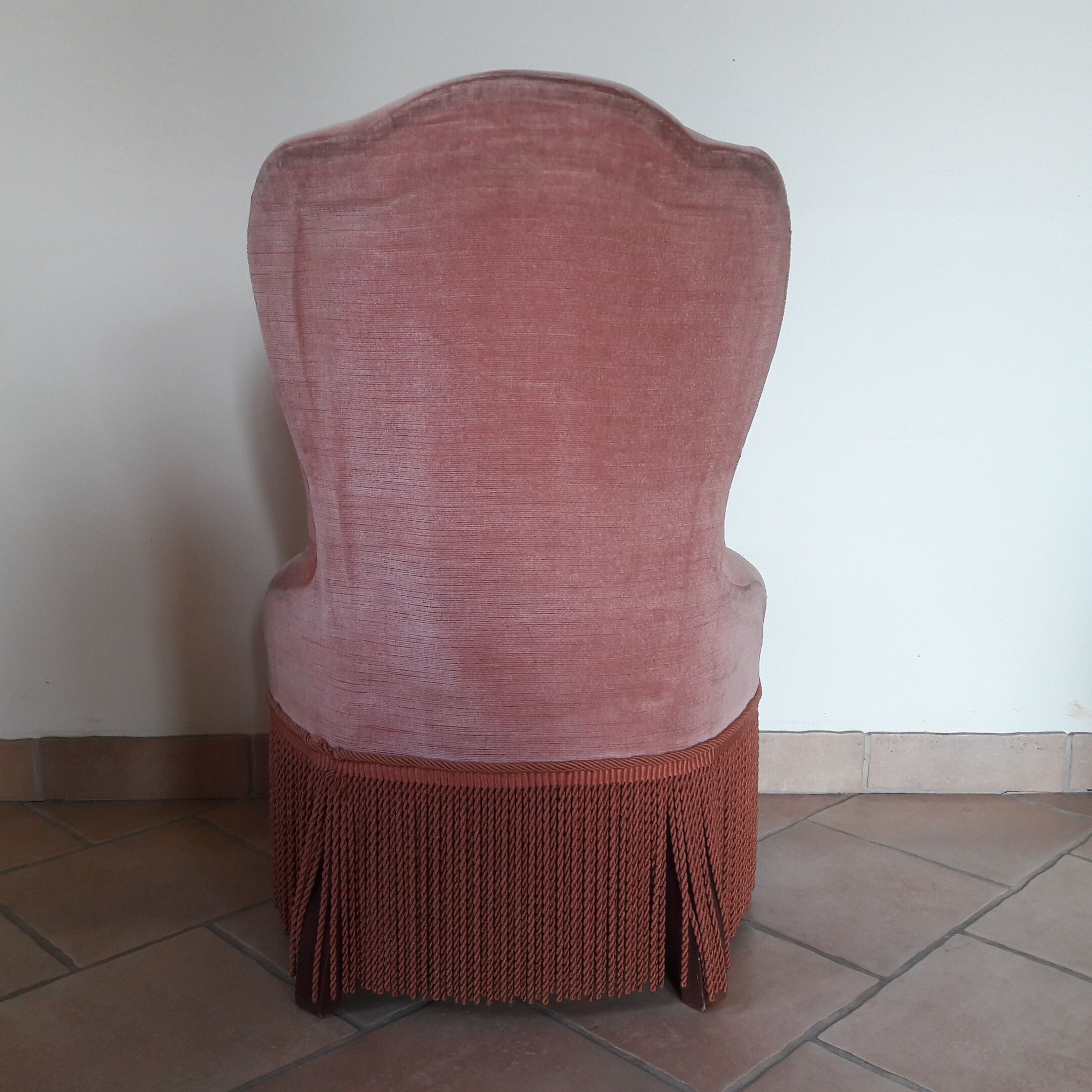 Toad velvet armchair
