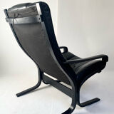 Fauteuil cuir modèle "Siesta" par Ingmar Relling