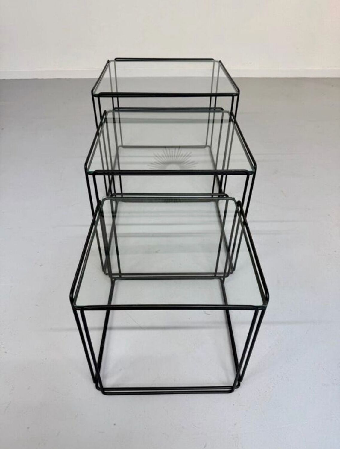 Lot of 3 vintage 1970s design nesting coffee tables by Max Sauze.