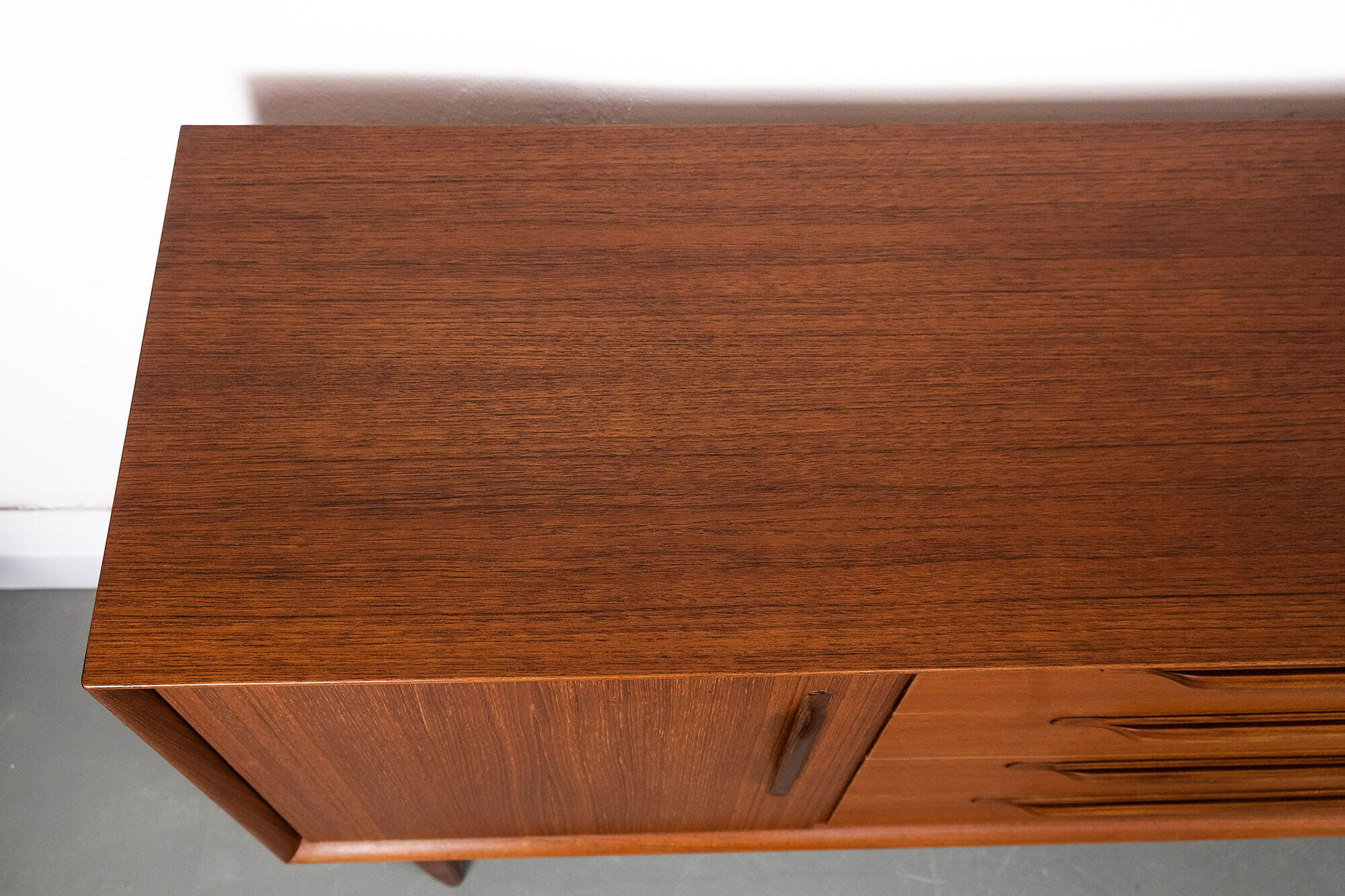 Sideboard in teak with drawers and 3 doors, 1960s