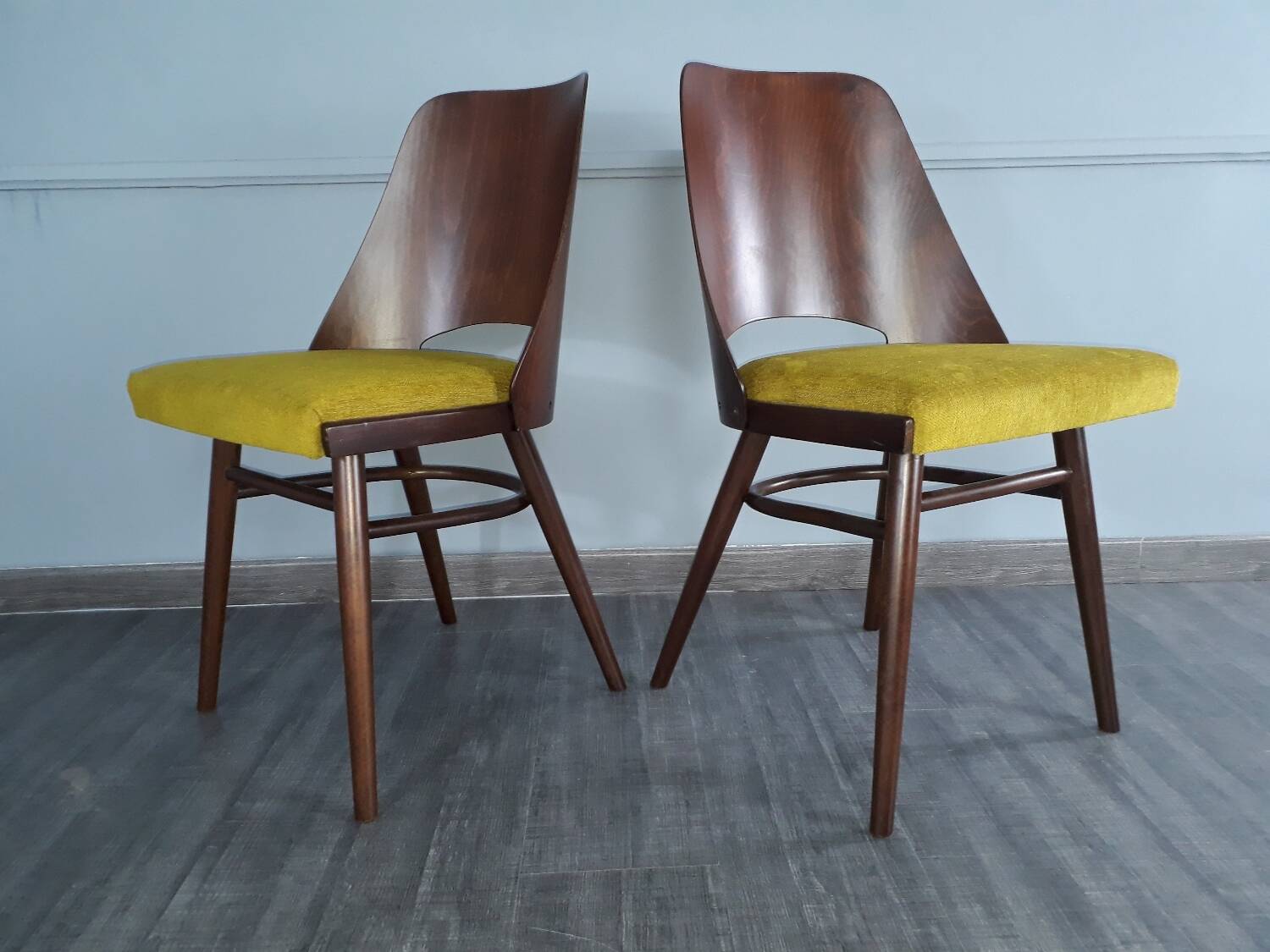 Set 4 chaises TON514 par Oswald Haerdtl, 1960s