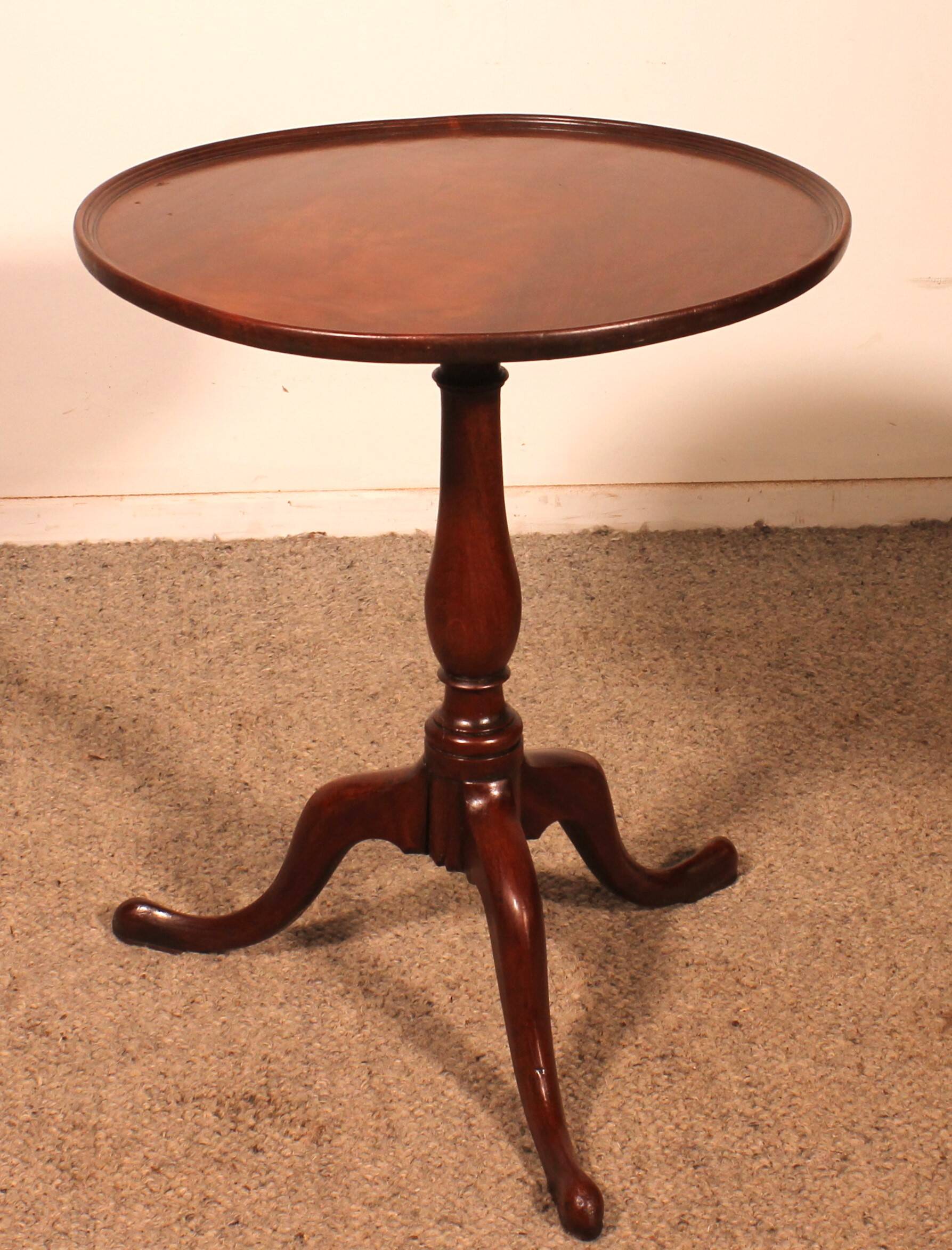 Small Mahogany Pedestal Table Circa 1800