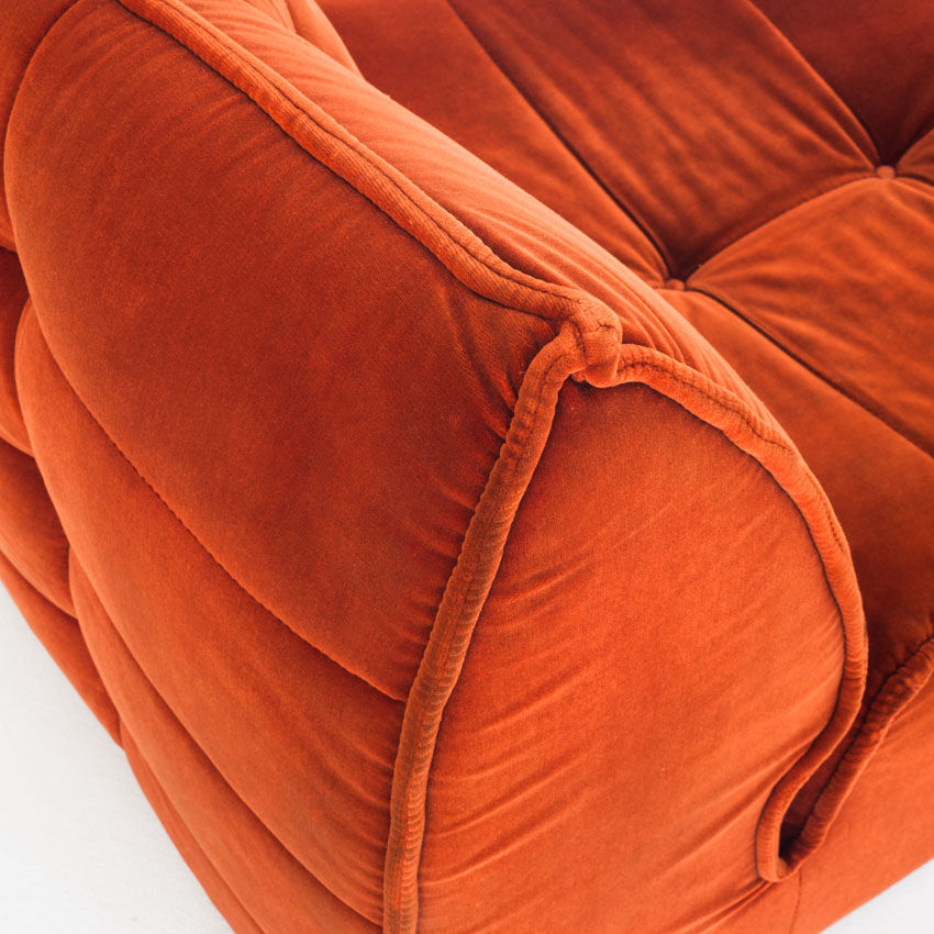 Vintage velvet lounge chair. Distributed by Cinna. France 1980s.