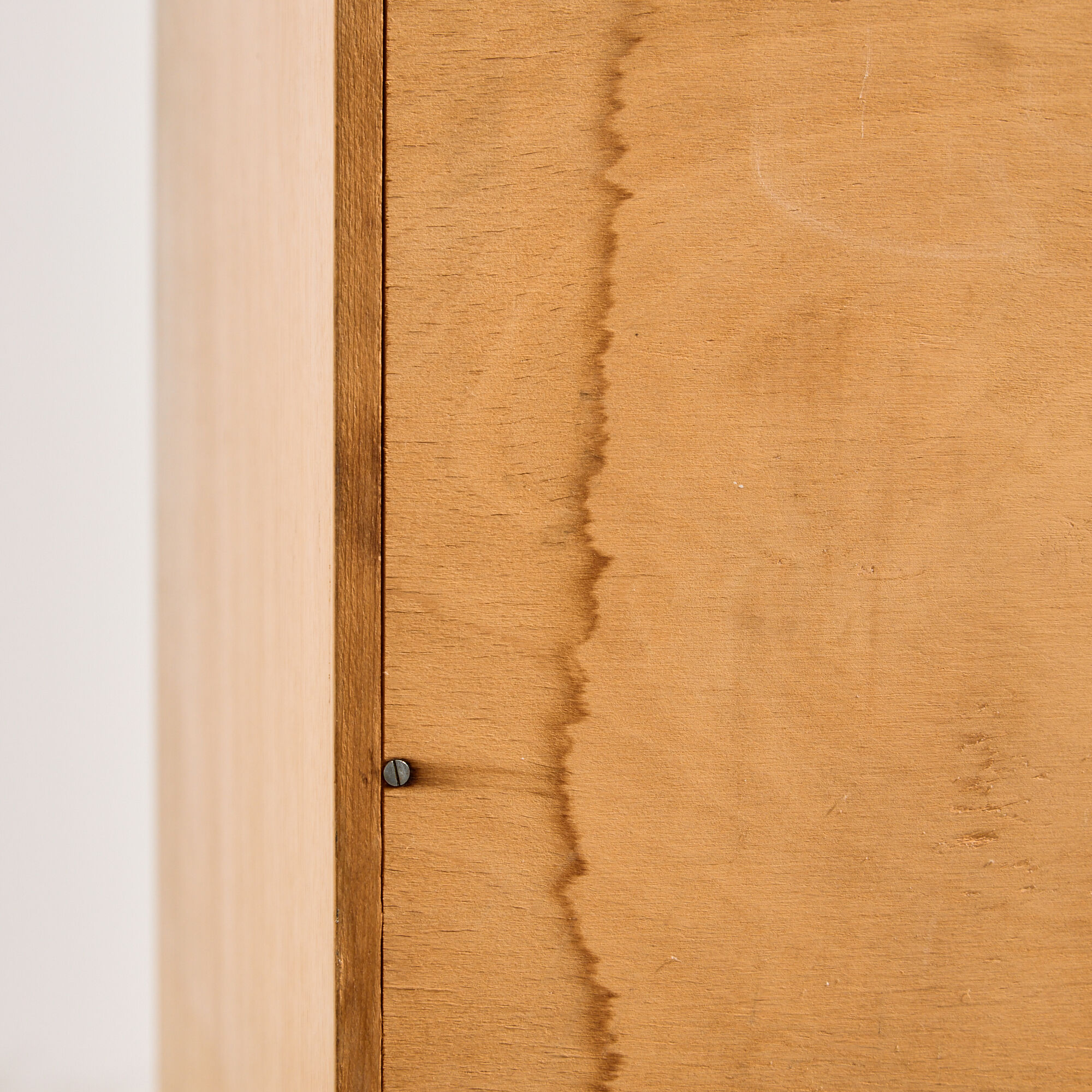 Oak chest of drawers with four drawers