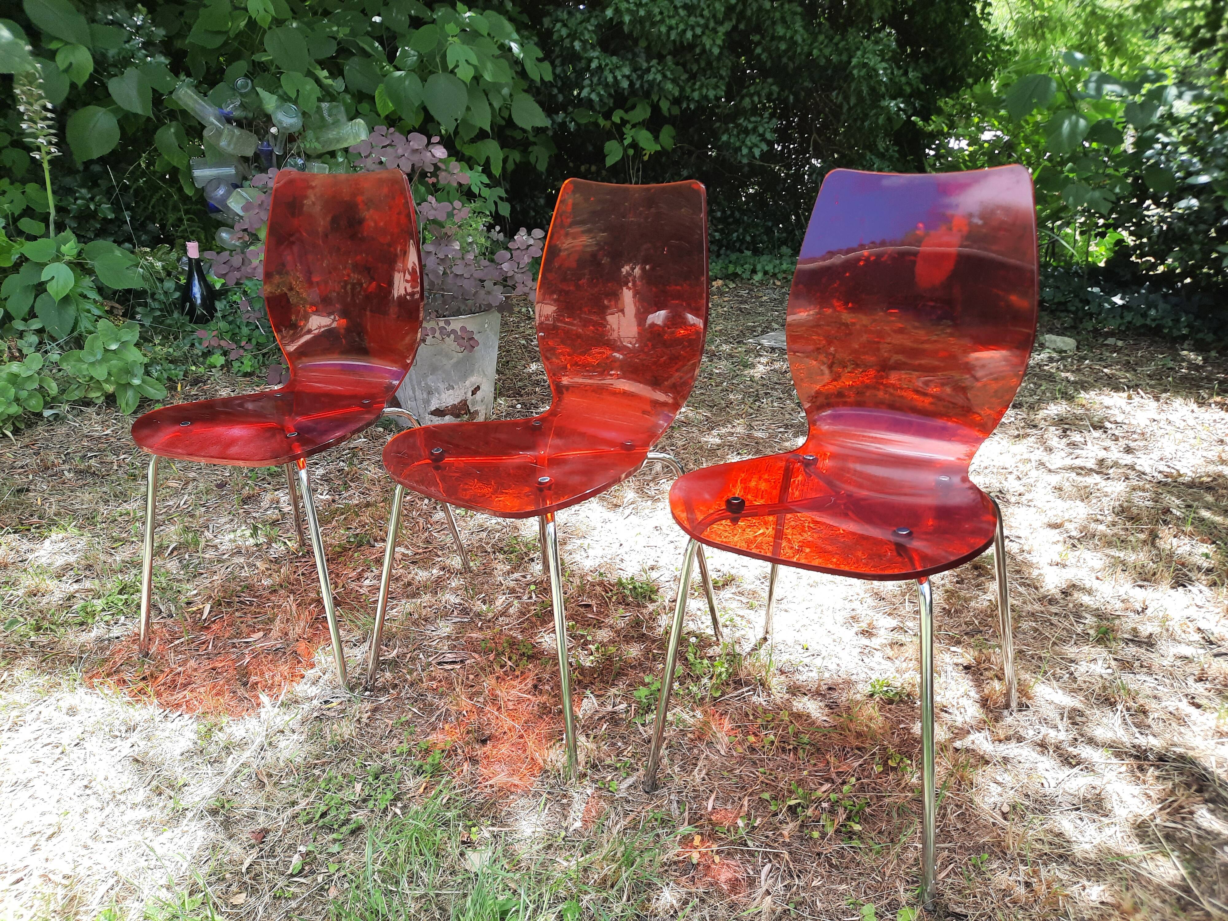 set of 3 vintage plexiglass chairs