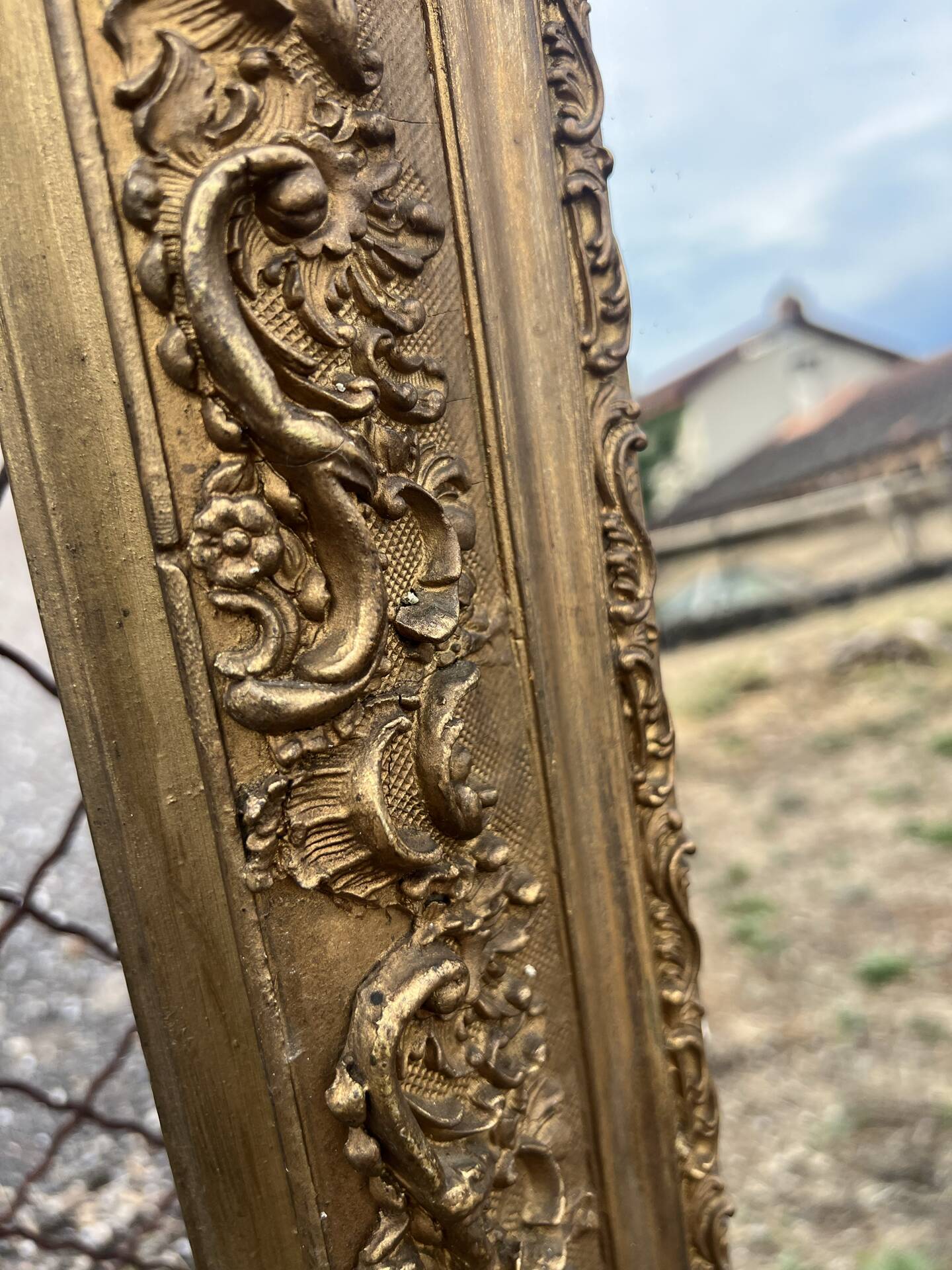 Large gilded sculpted Louis-Philippe mirror, mercury 104x77cm