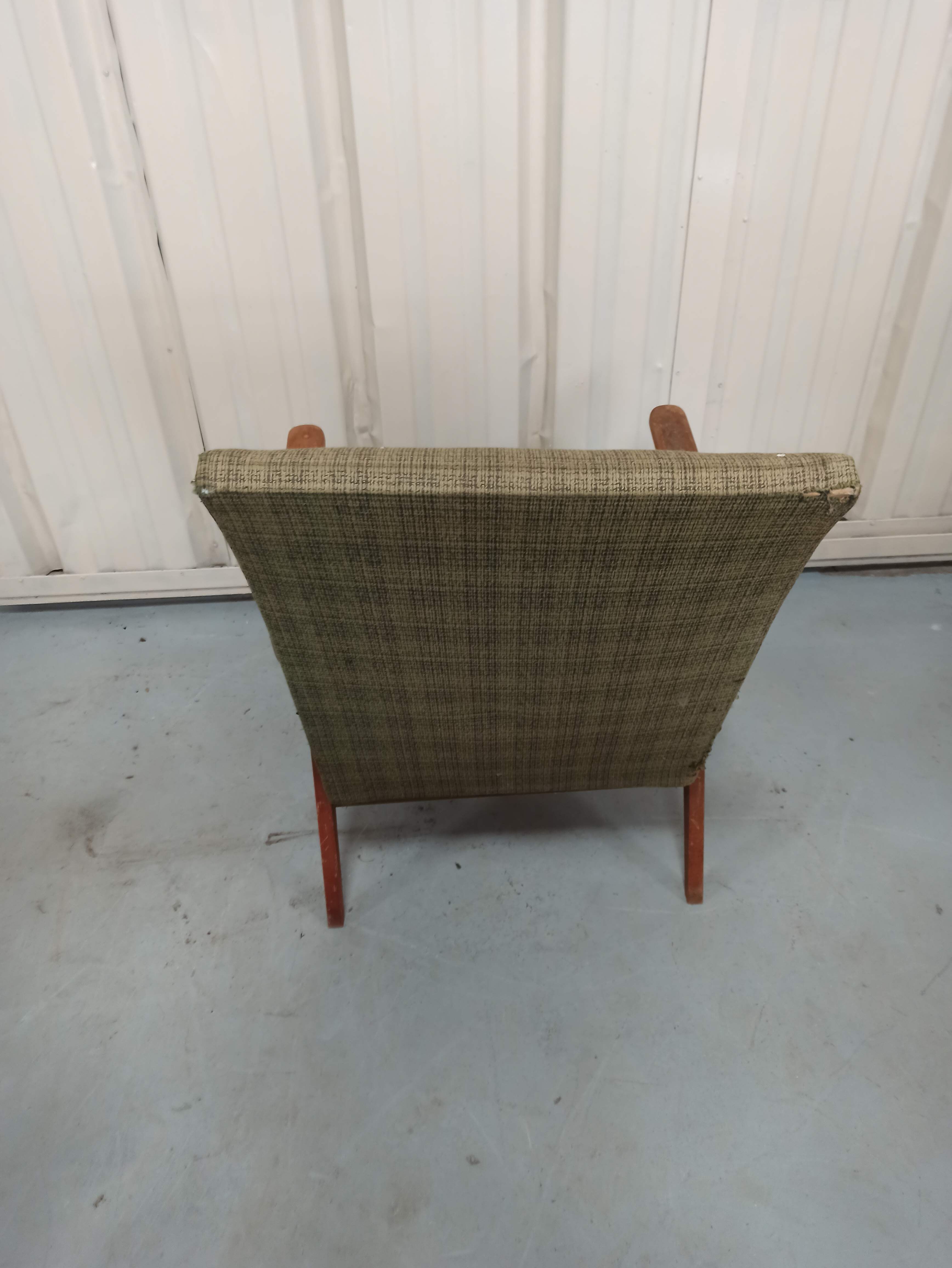 Set 3 armchairs compass feet