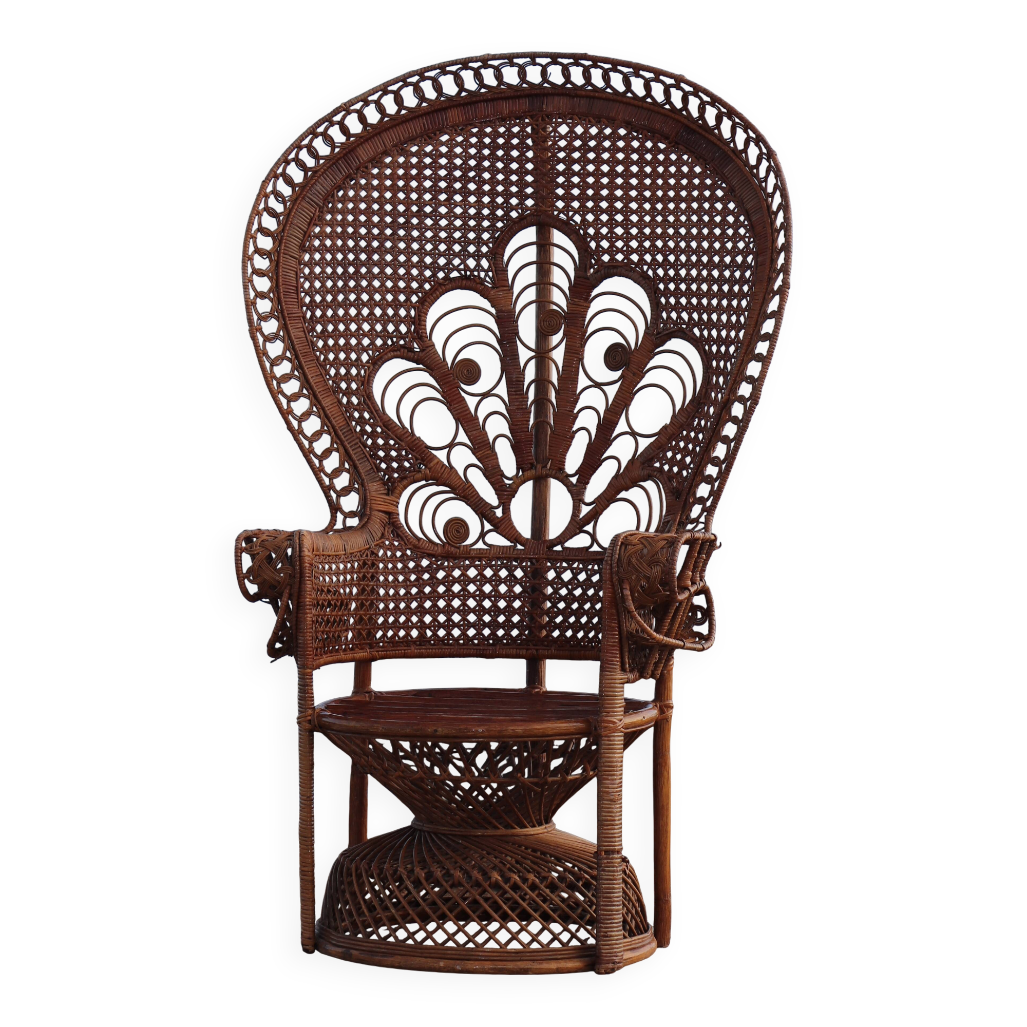 Fauteuil “Emmanuelle” (Peacock chair) en rotin, XXe siècle
