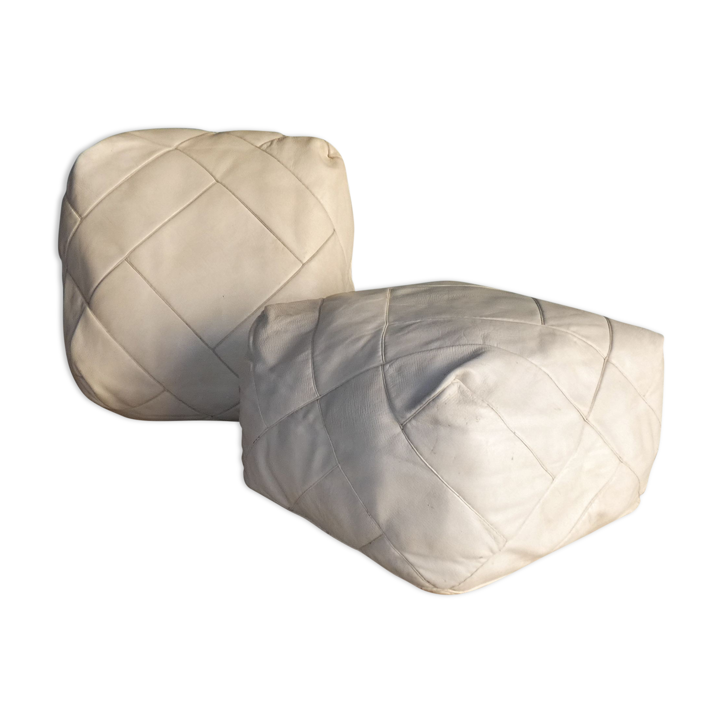 Pair of vintage square poufs in white leather, losanges patterns circa 1970