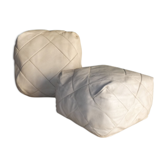 Pair of vintage square poufs in white leather, losanges patterns circa 1970