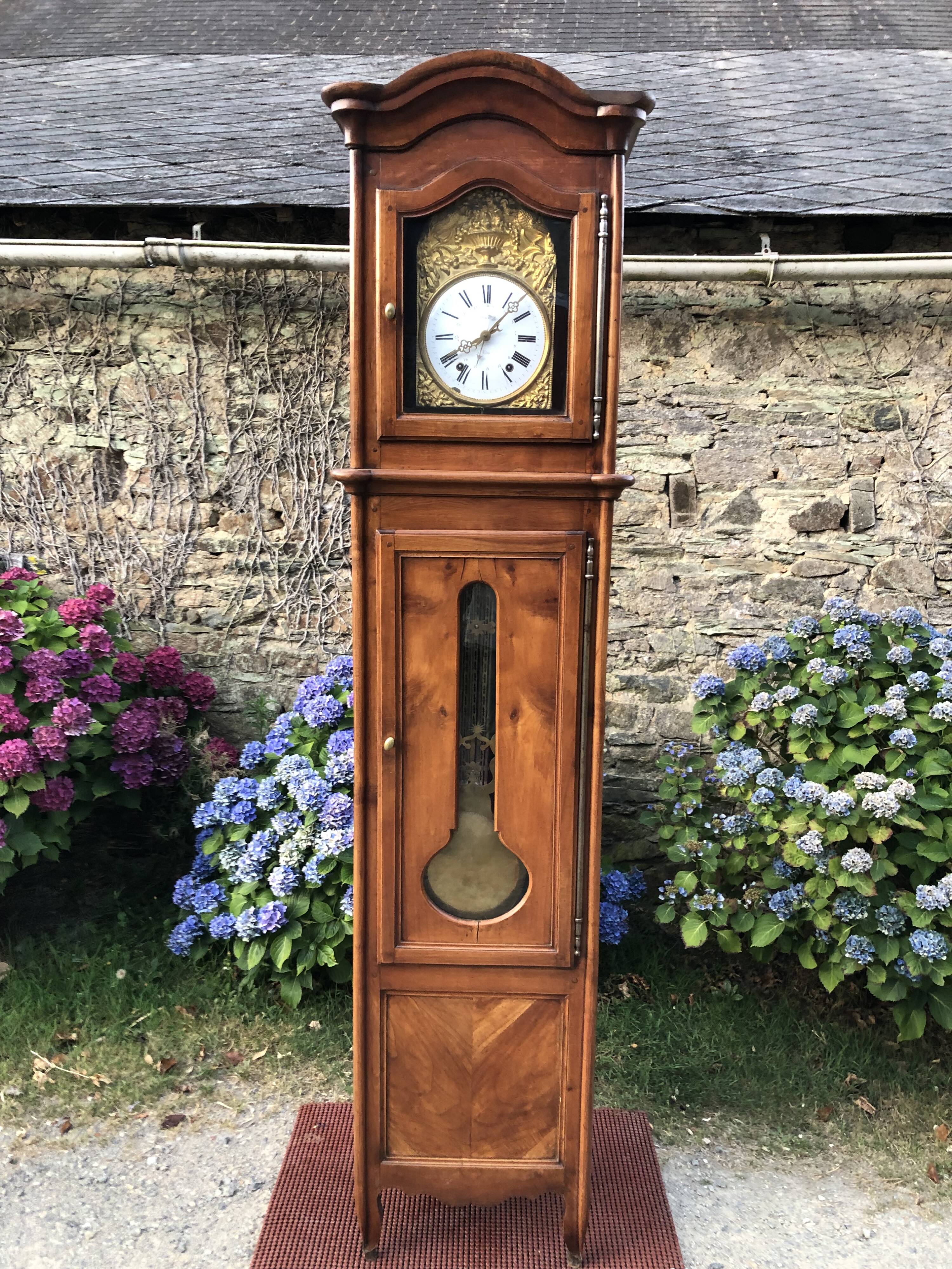 Comtoise clock in cherry style Louis XV period 19th region Fougères.