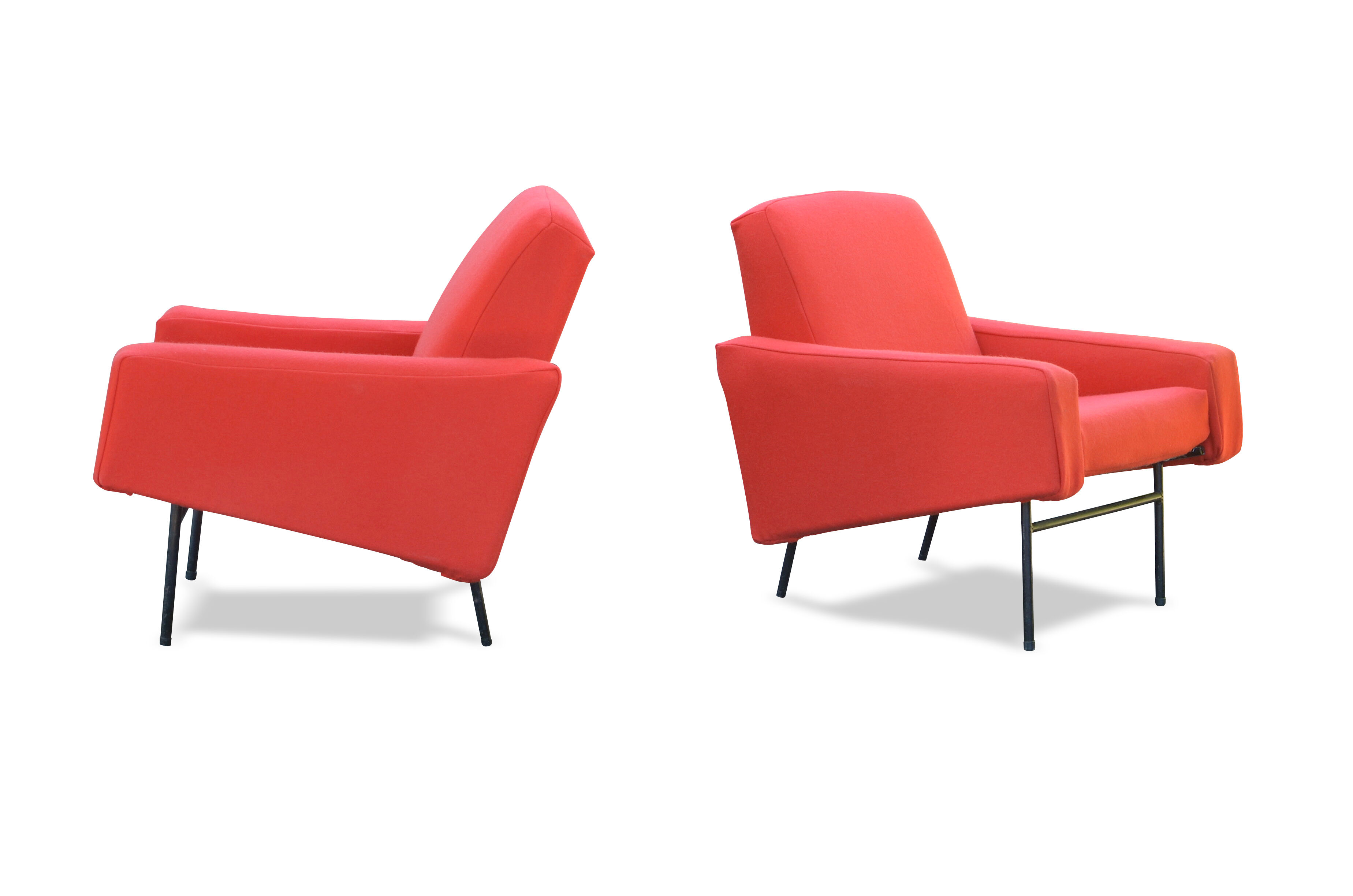 Pair of armchairs "G10" by Pierre Guariche edition Airborne Kvadrat