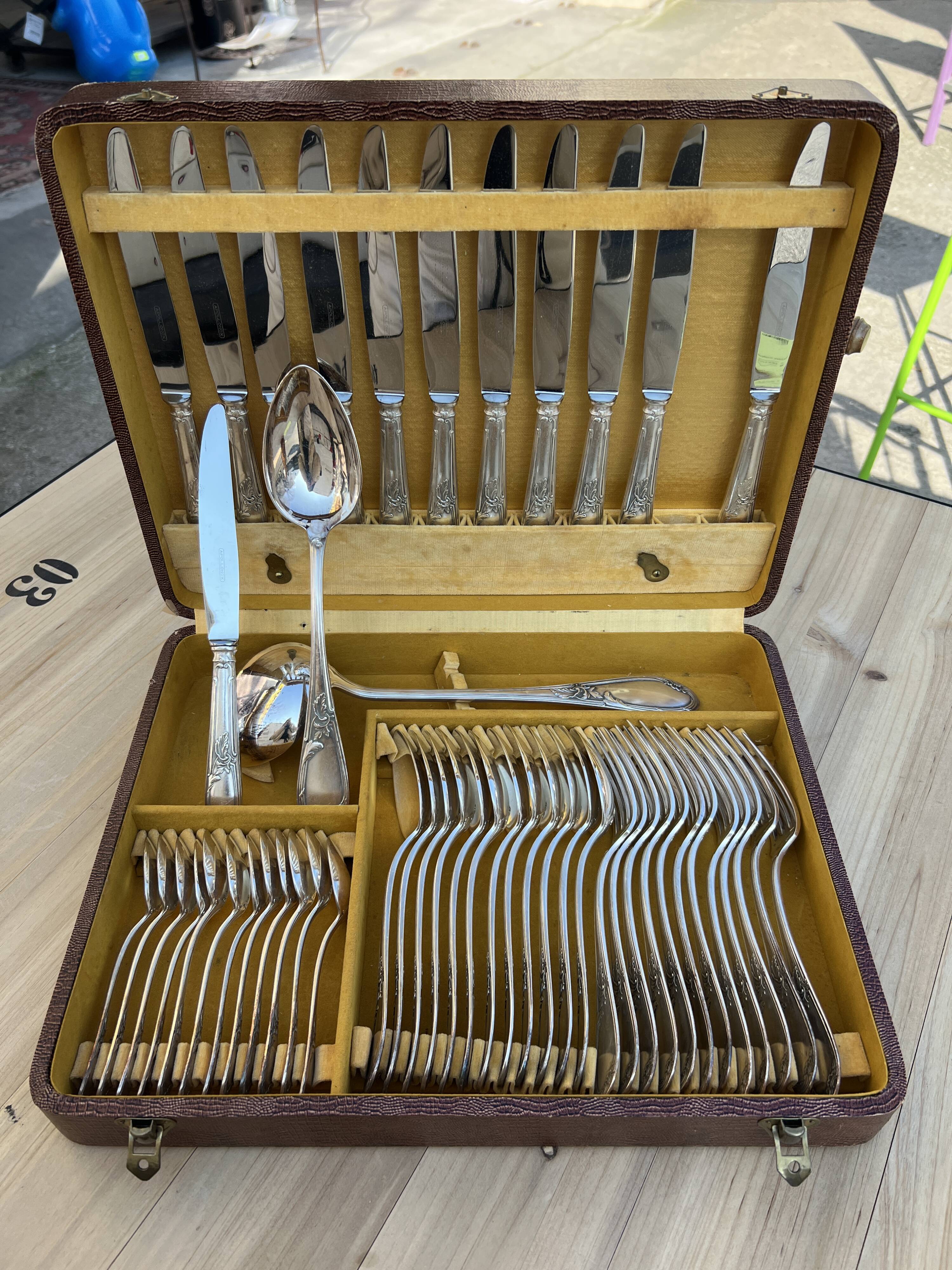 Housewife of cutlery apollonox in complete silver metal