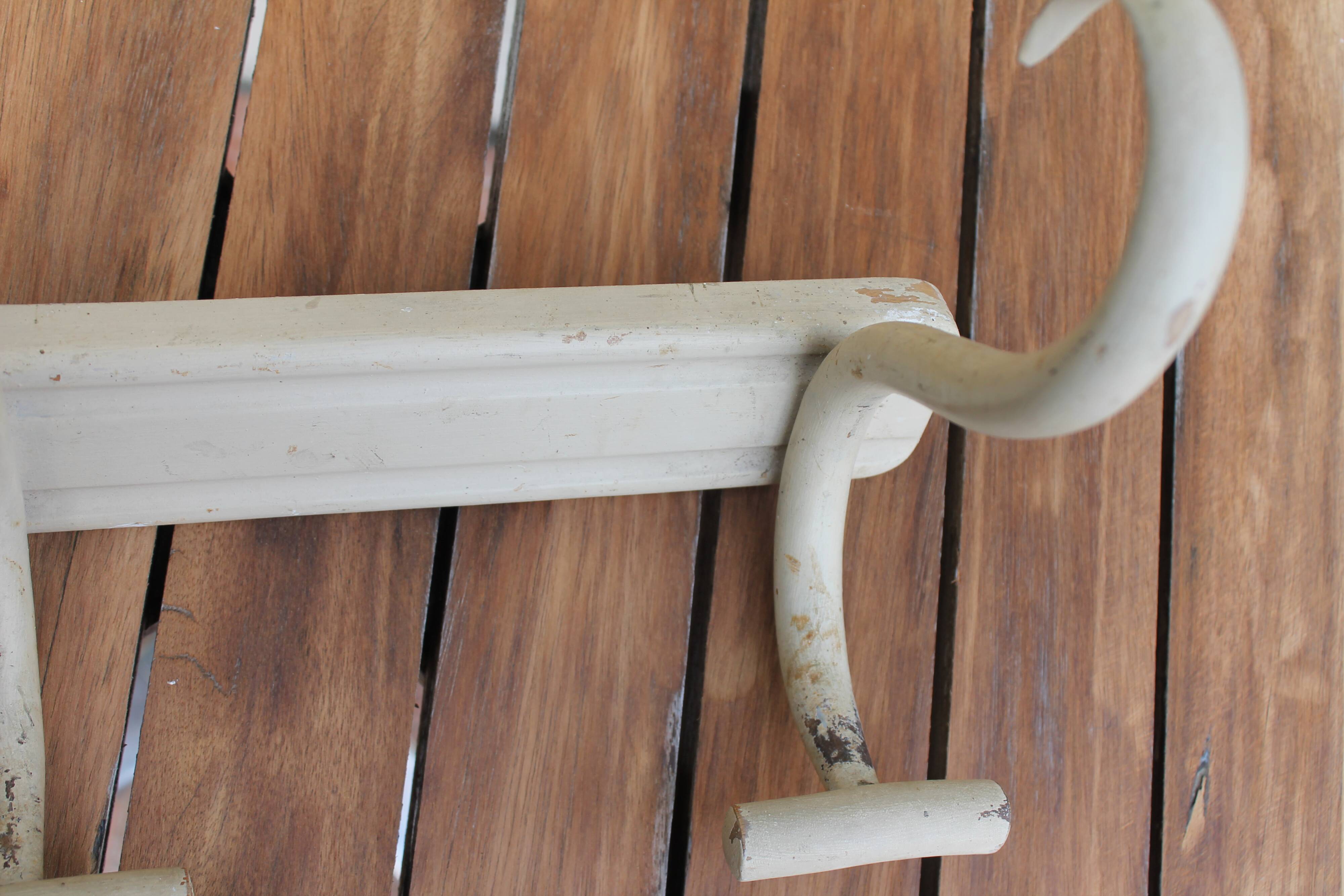 Baumann wall coat rack