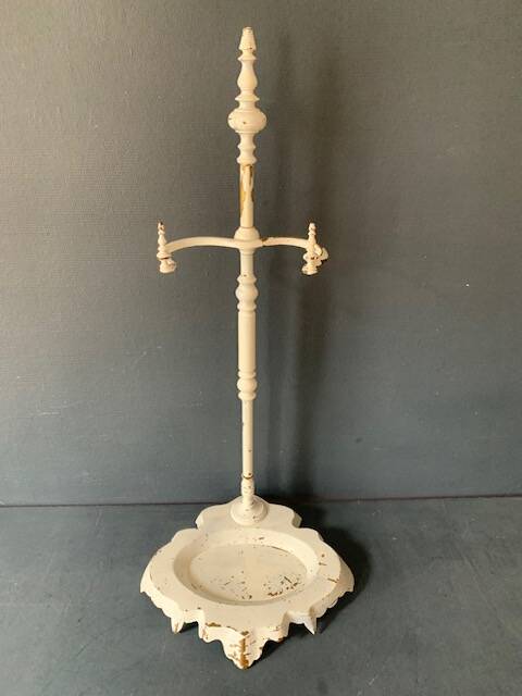 Umbrella stand in brass and cast iron, Gandry Fils, painted white