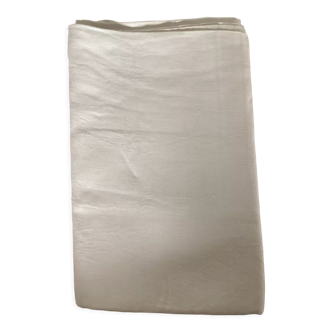 Damassed tablecloth with monogram