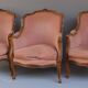 Ensemble de 3 larges bergères de style Louis XV en bois naturel