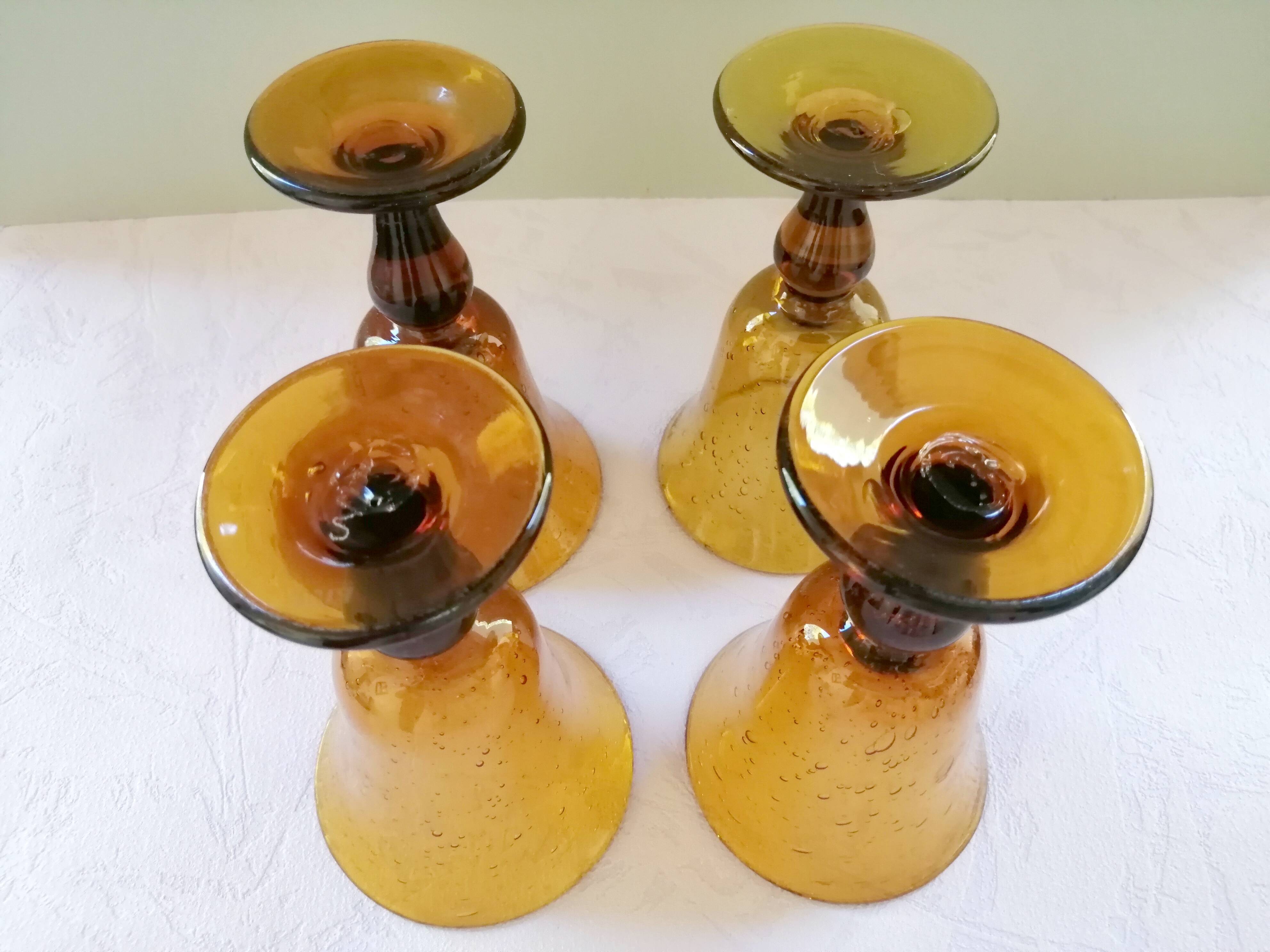 Biot engraved amber and bubbled water glasses, 70s