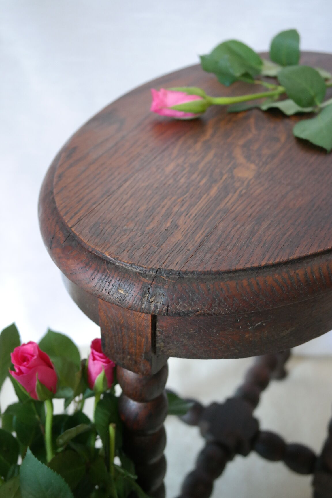 Pair of Louis XIII style harnesses in old oak