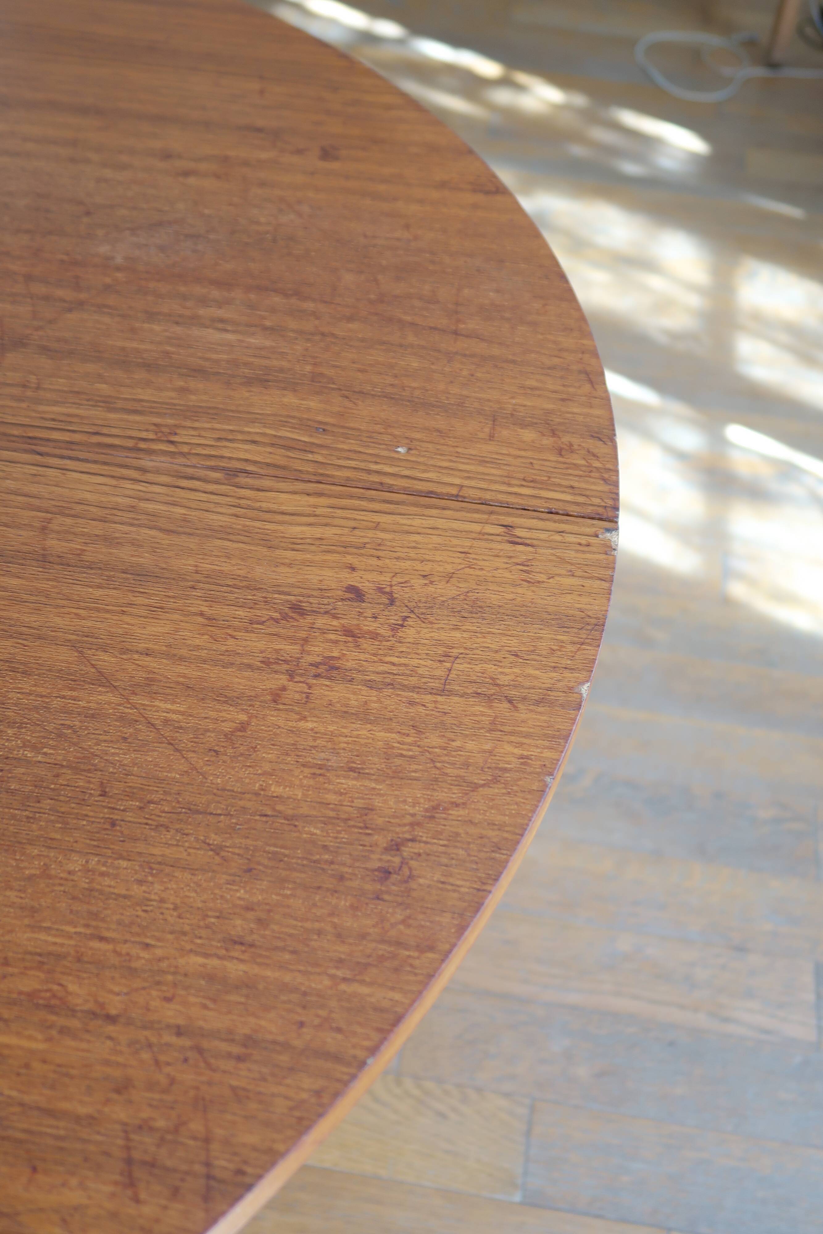 Scandinavian table 70's