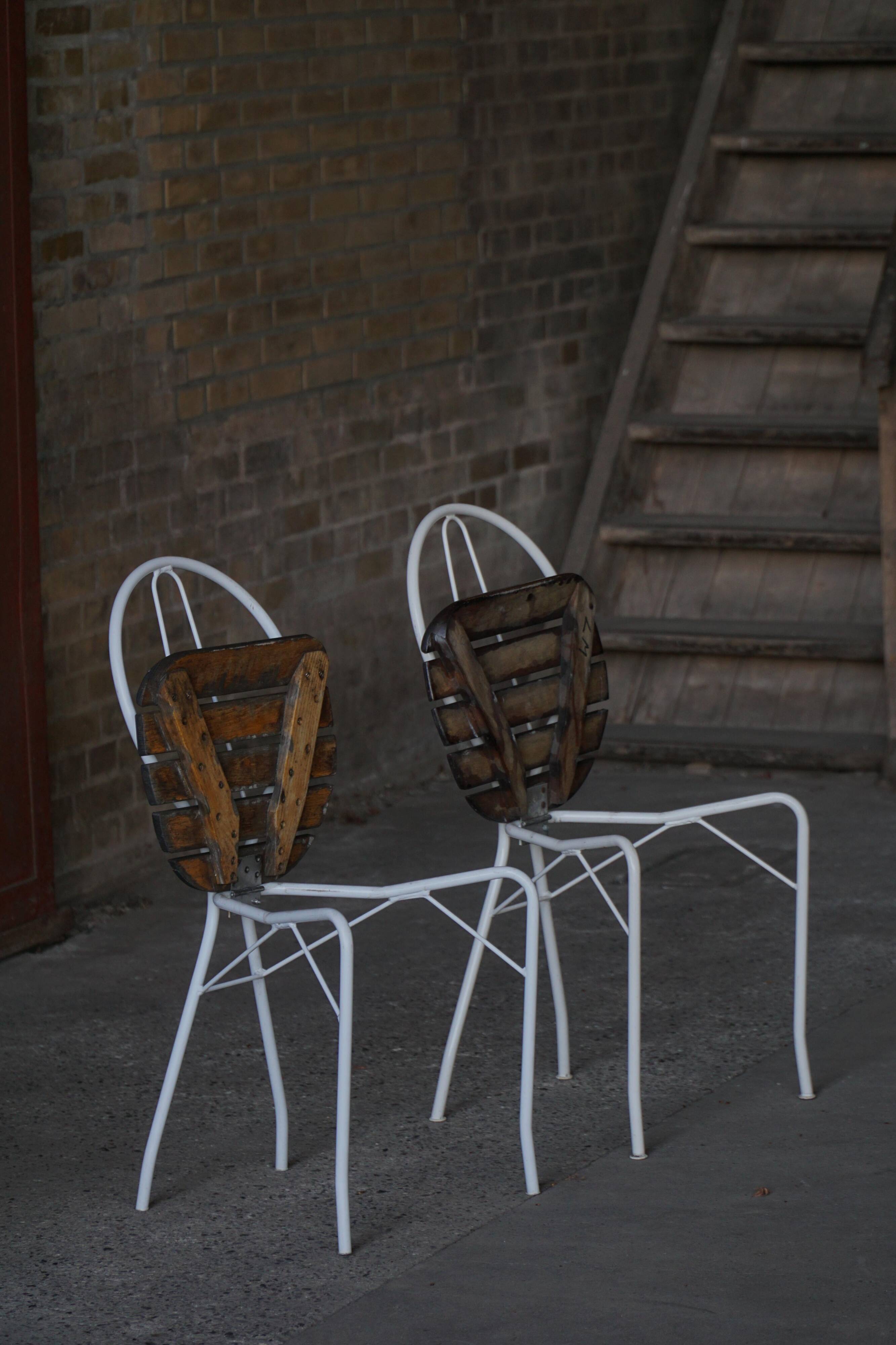Pair of vintage garden chairs by Tore Ahlsén "Pia", modern Swedish, Gärsnäs, 1990.