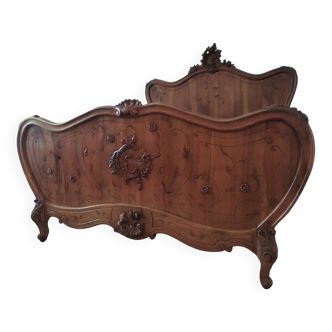 Lit de style Louis XV rocaille