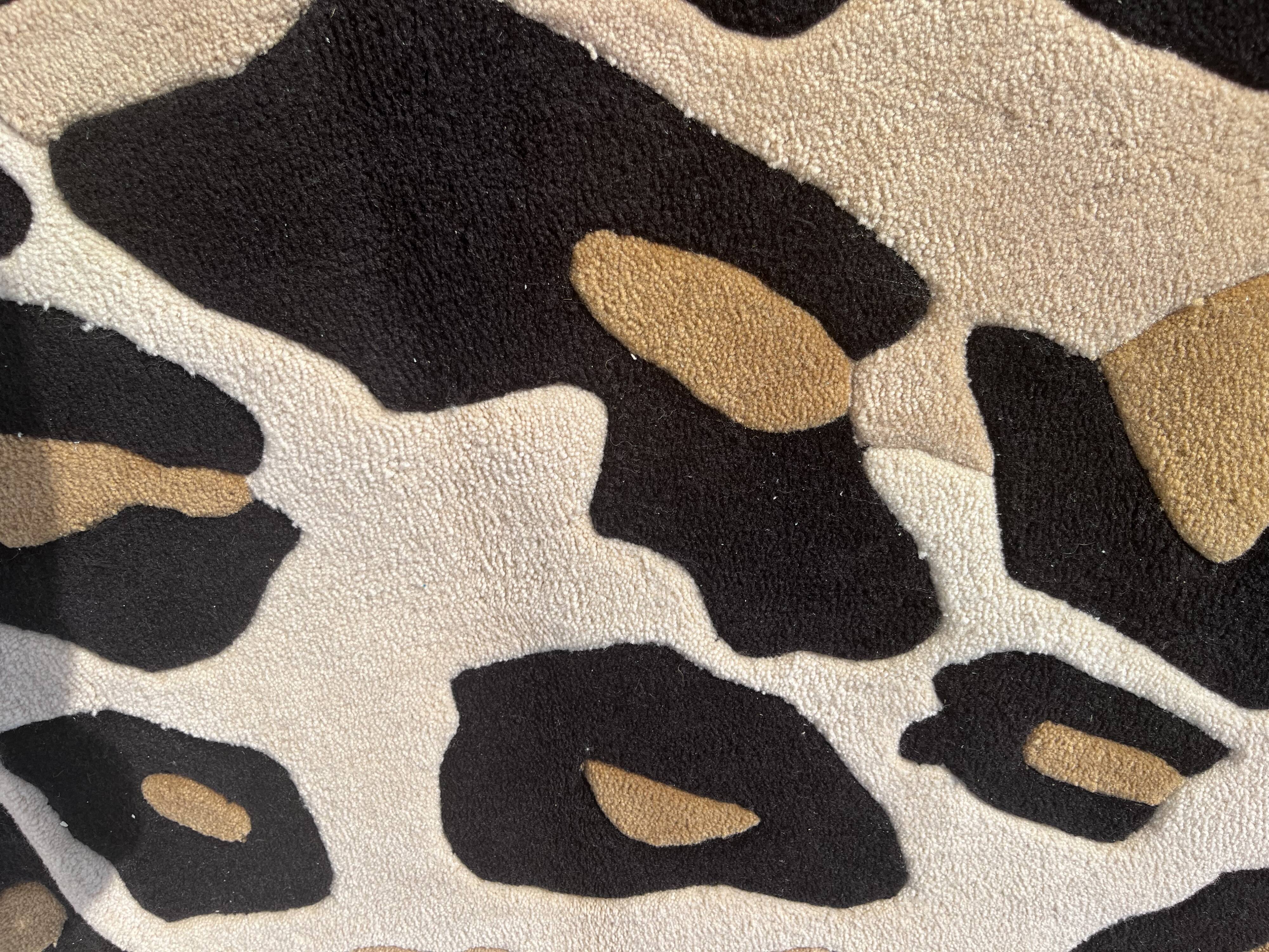 Vintage leopard carpet, 170x240 cm