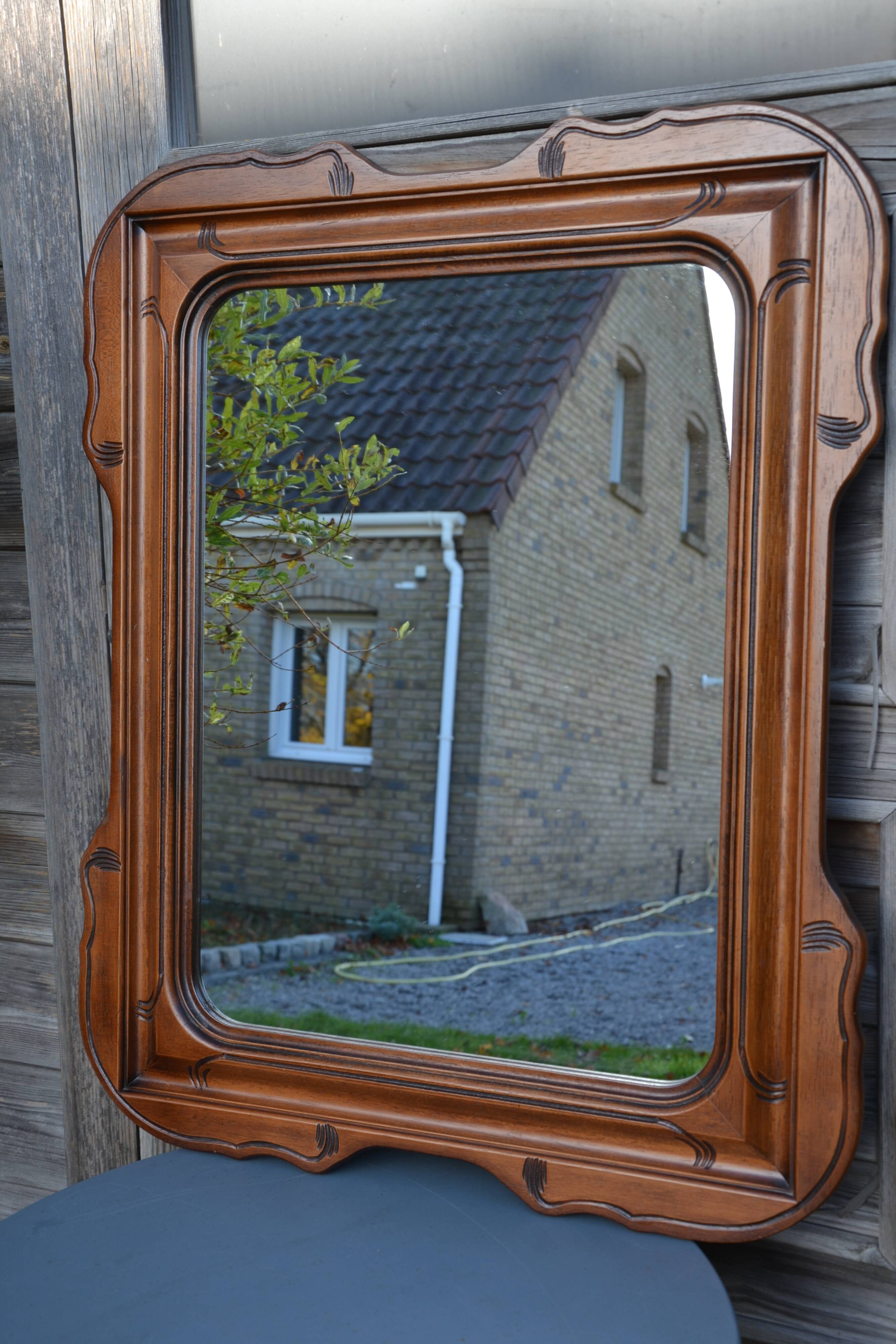 Wooden mirror