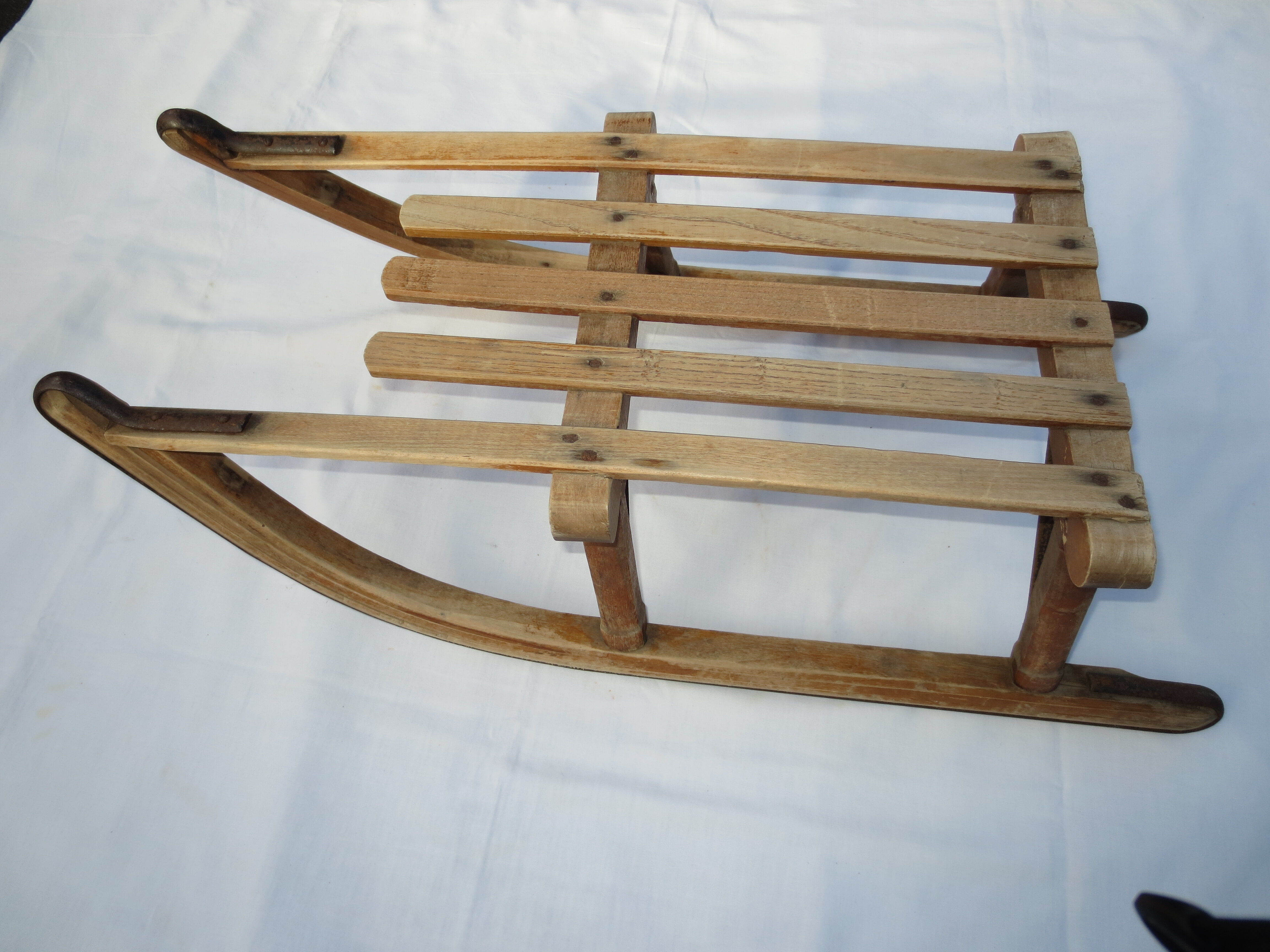 Old sled brand "donnay"