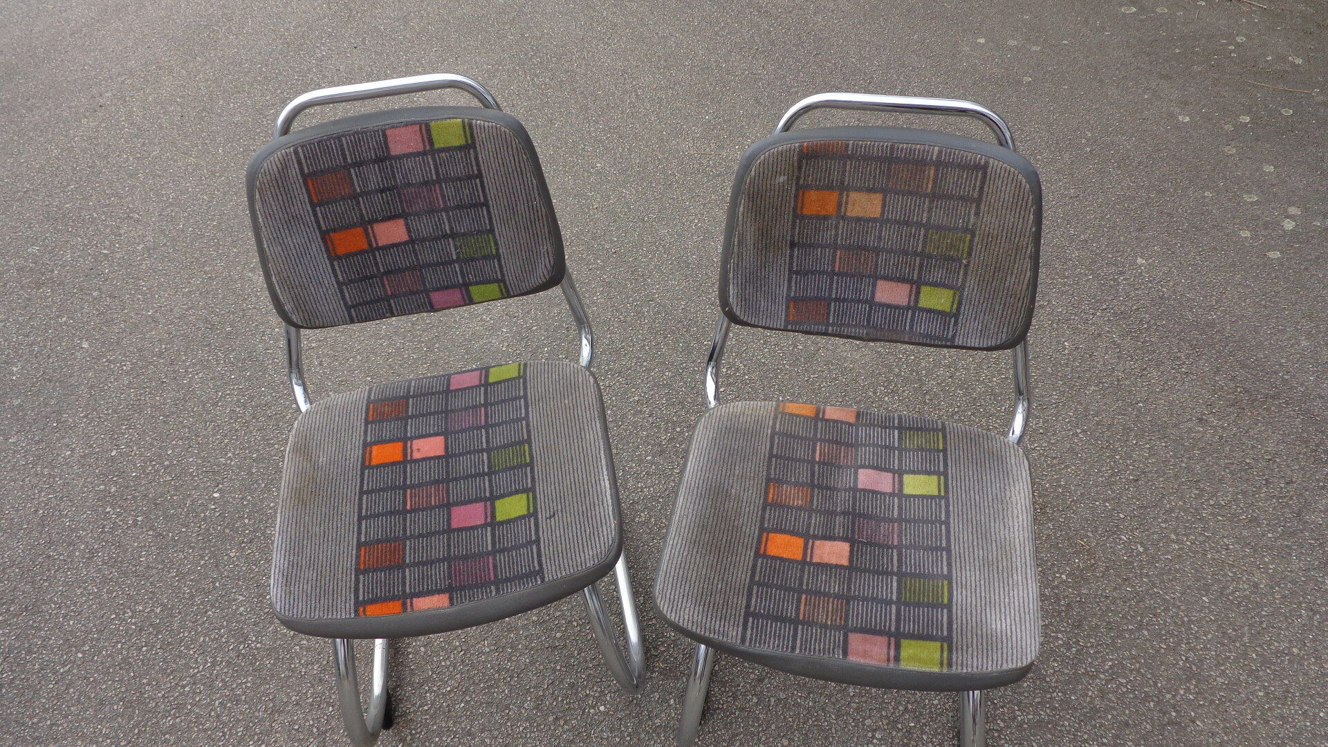 Duo of vintage cantilever chairs