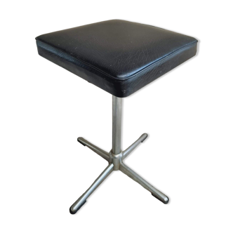 Vintage stool chrome with black leatherette