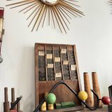 Wall coat rack with 4 wooden balls